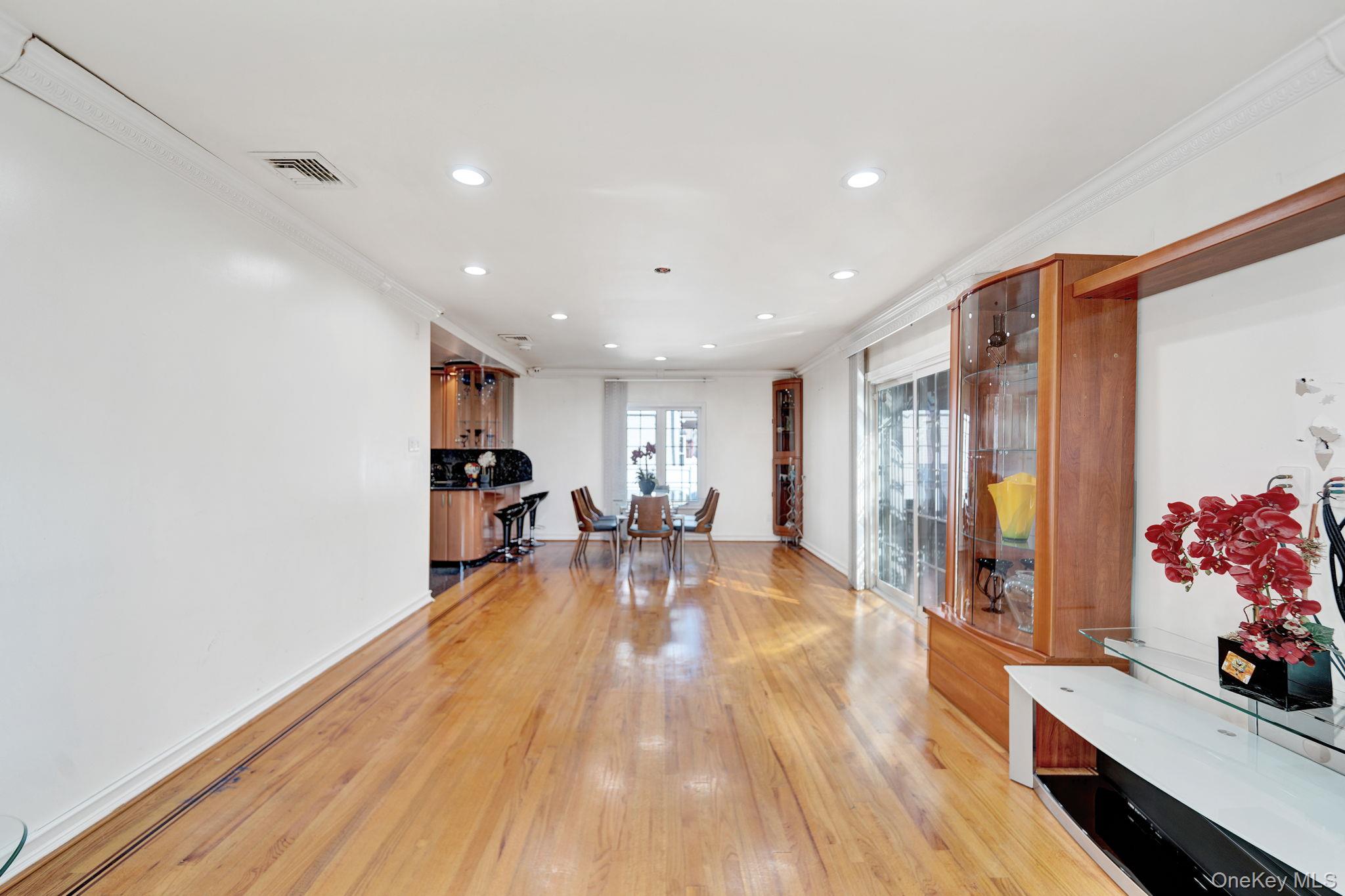 73-55 194th Street, Fresh Meadows, NY 11366