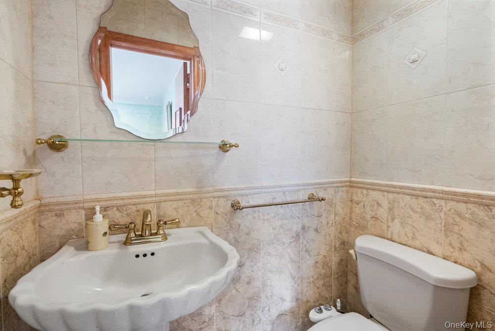 51 Davison Avenue, East Rockaway, NY 11518