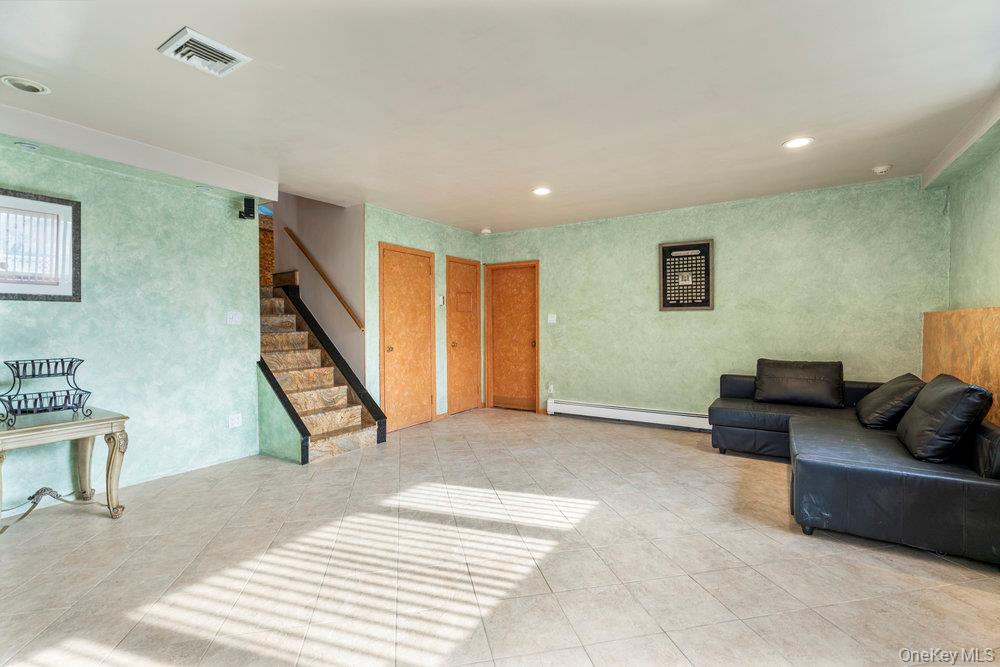 51 Davison Avenue, East Rockaway, NY 11518