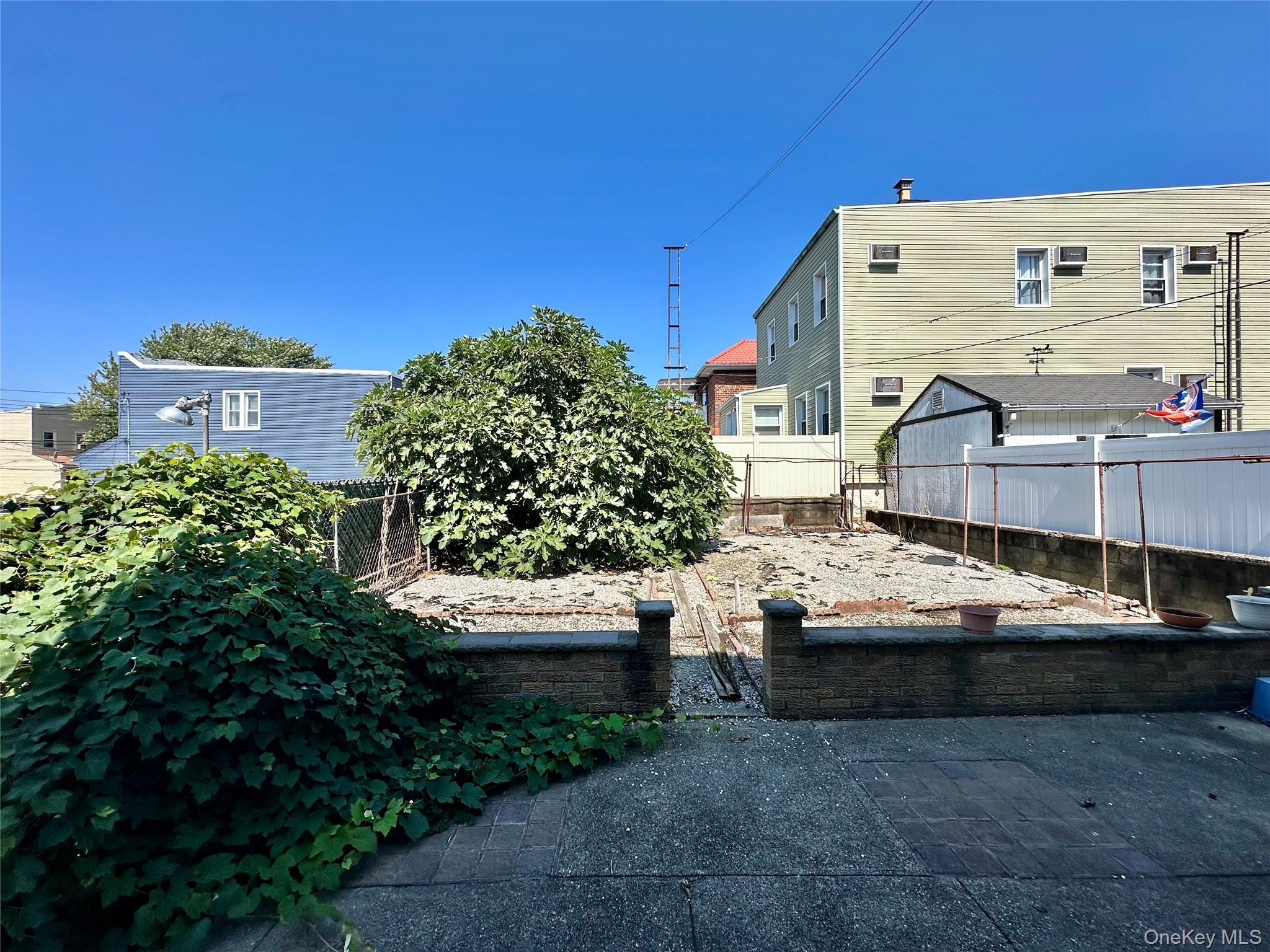 64-13 Metropolitan Avenue, Middle Village, NY 11379