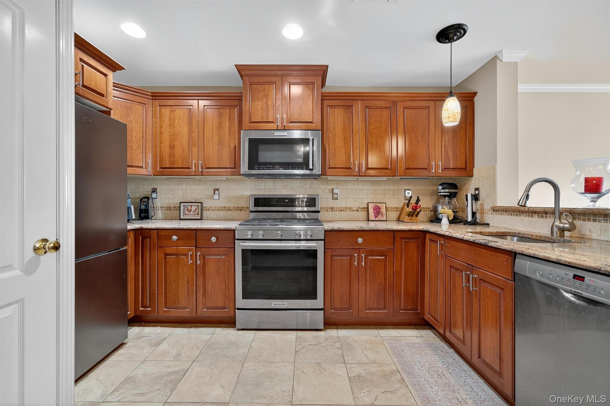 3 Cross Street # 302, Suffern, NY 10901