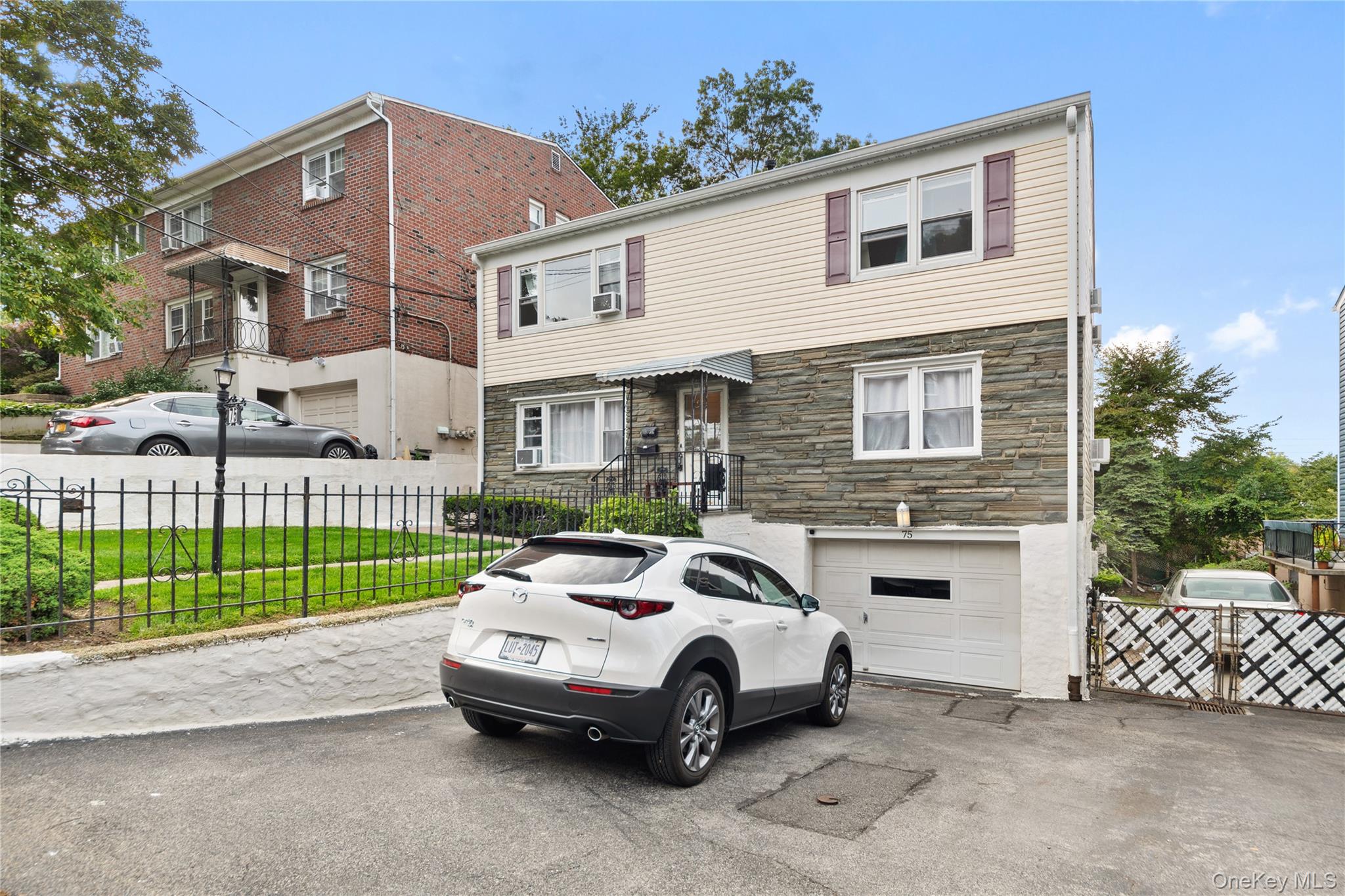 75 Stevens Avenue, Yonkers, NY 10704