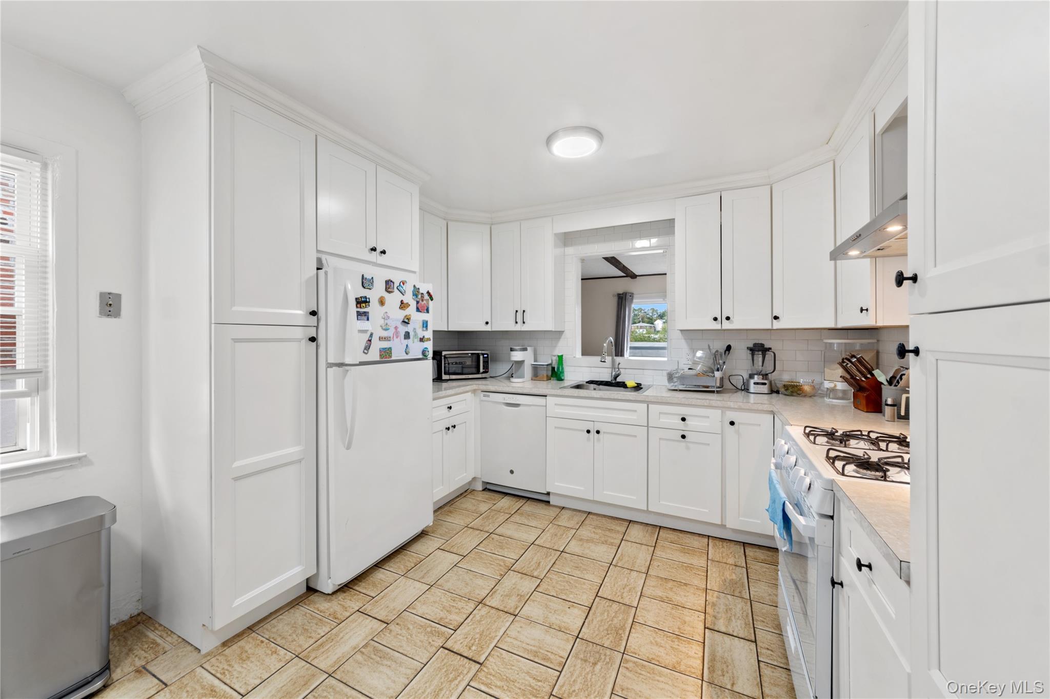 75 Stevens Avenue, Yonkers, NY 10704