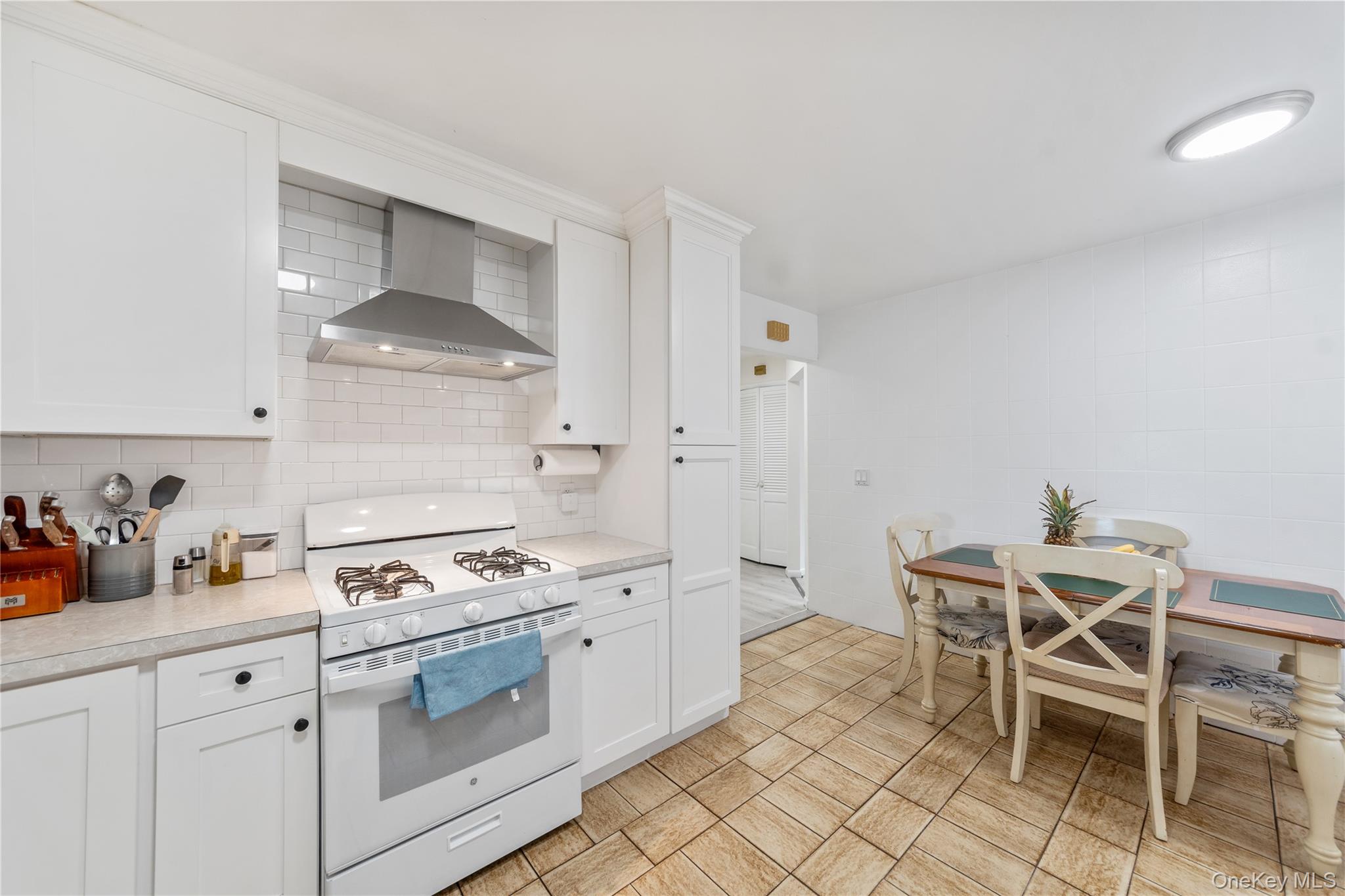 75 Stevens Avenue, Yonkers, NY 10704