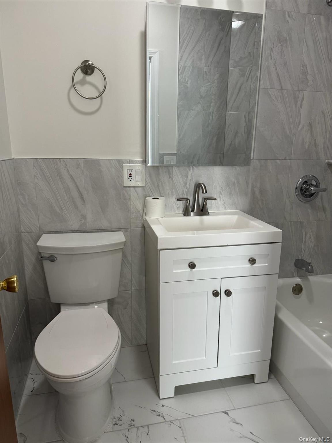 14402 91 Avenue, Jamaica, NY 11435