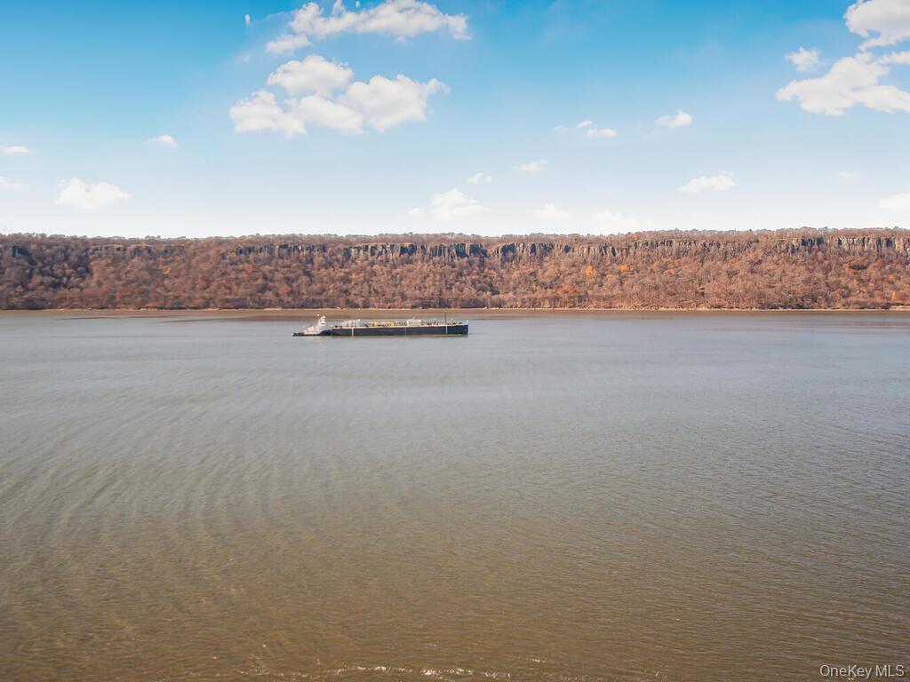 23 Water Grant Street # 11A, Yonkers, NY 10701