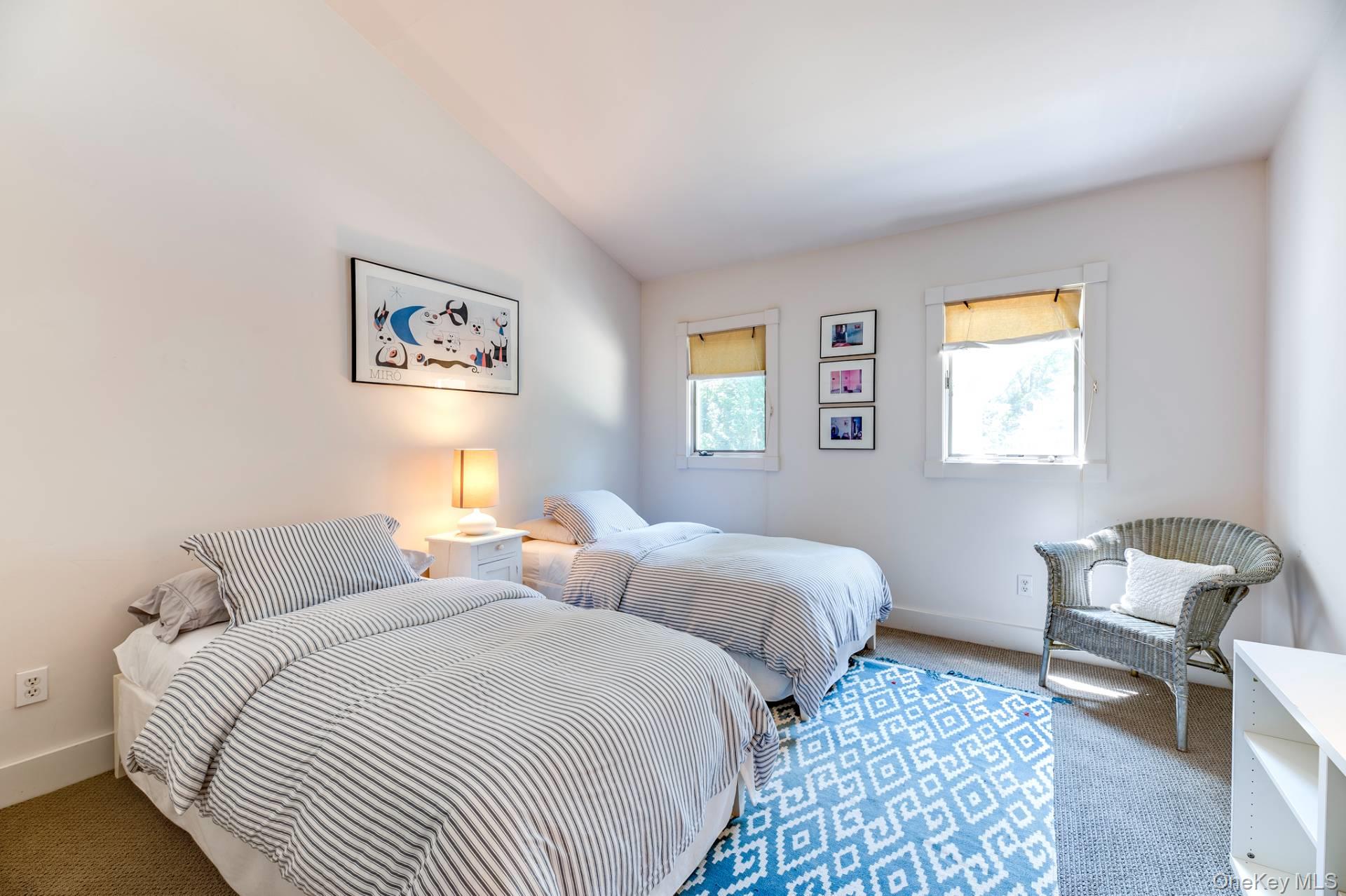 175 Warfield Way, Southampton, NY 11968