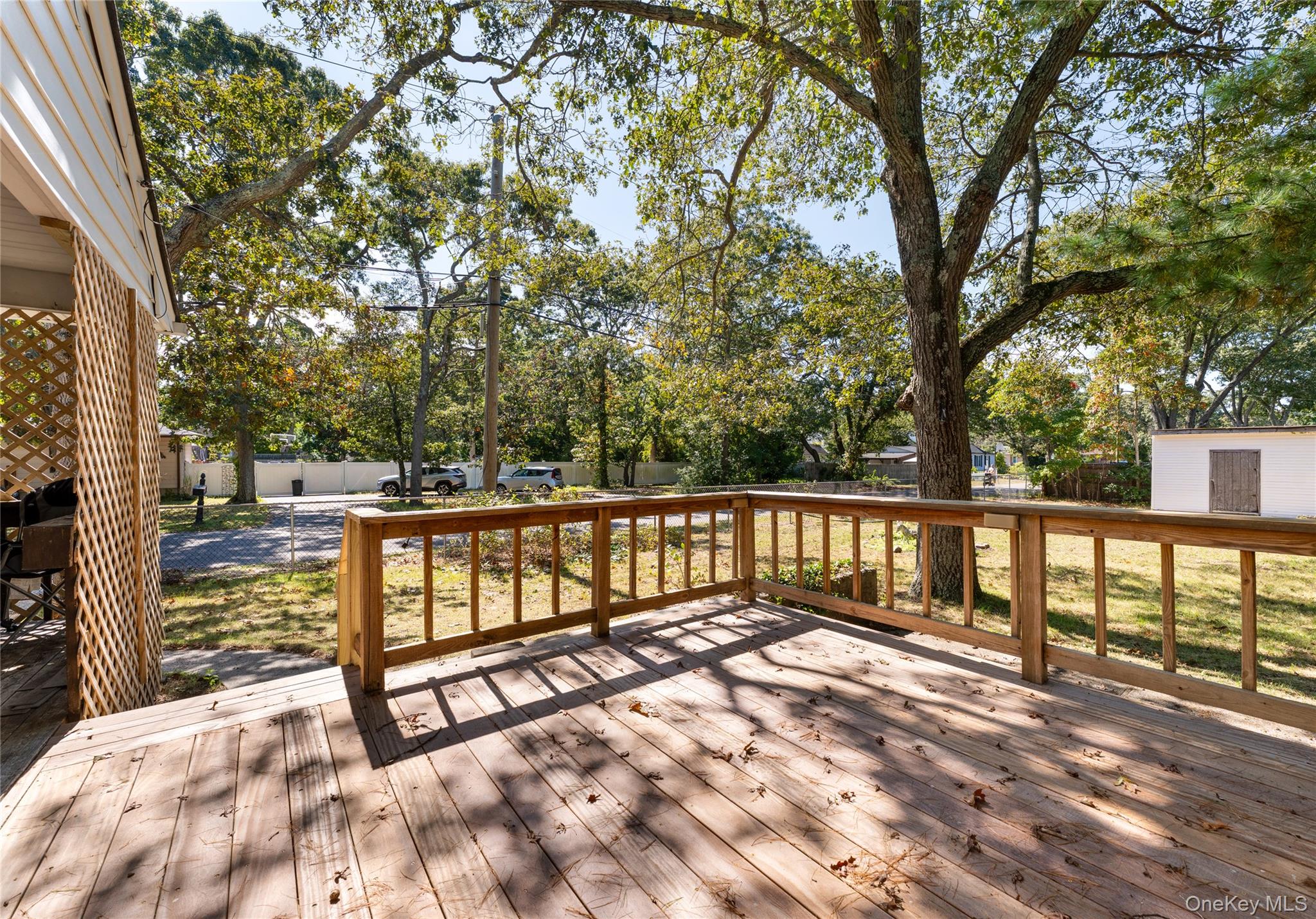 16 Daisy Place, Selden, NY 11784