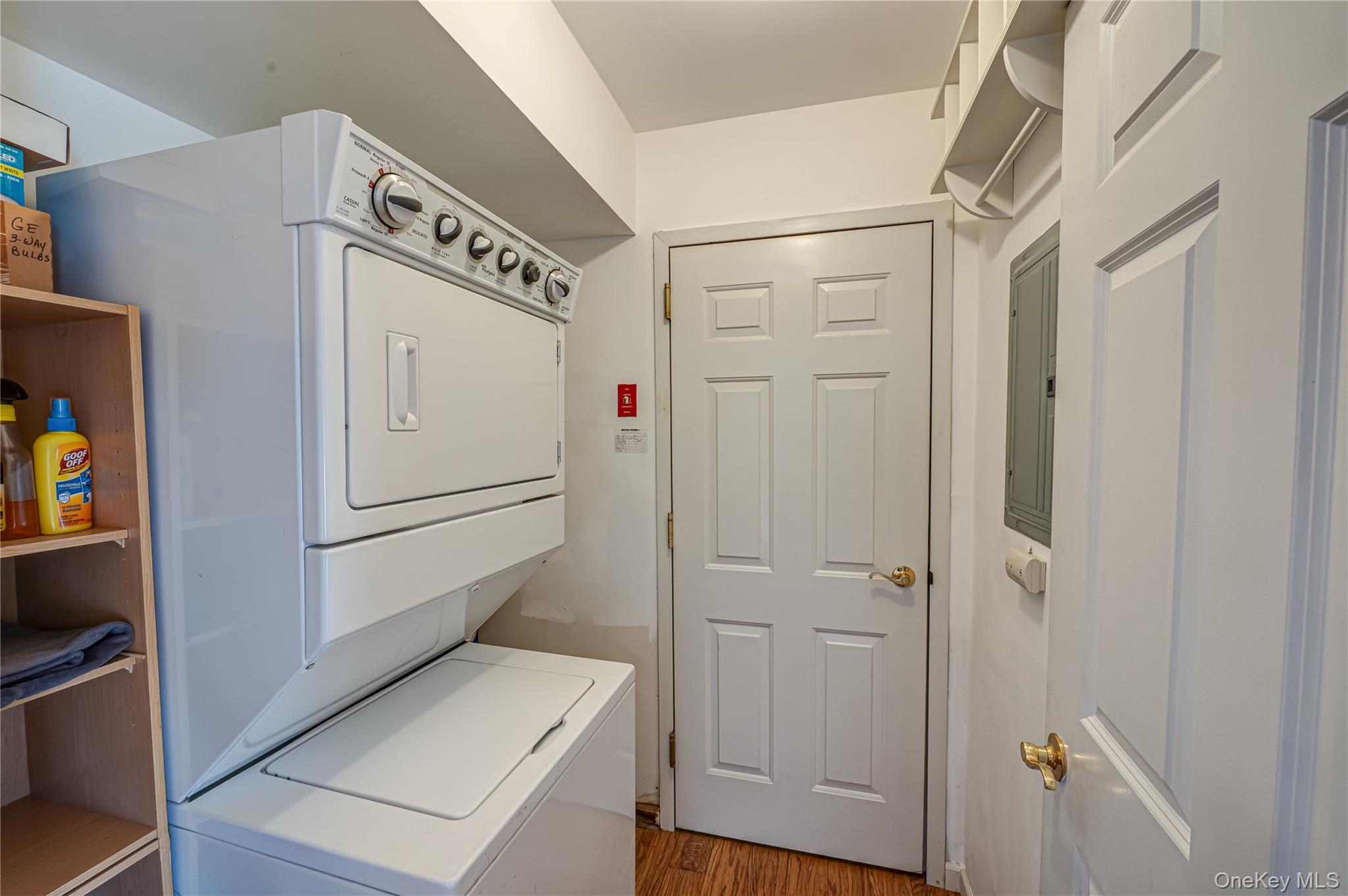 1113 Savoy Drive, Melville, NY 11747