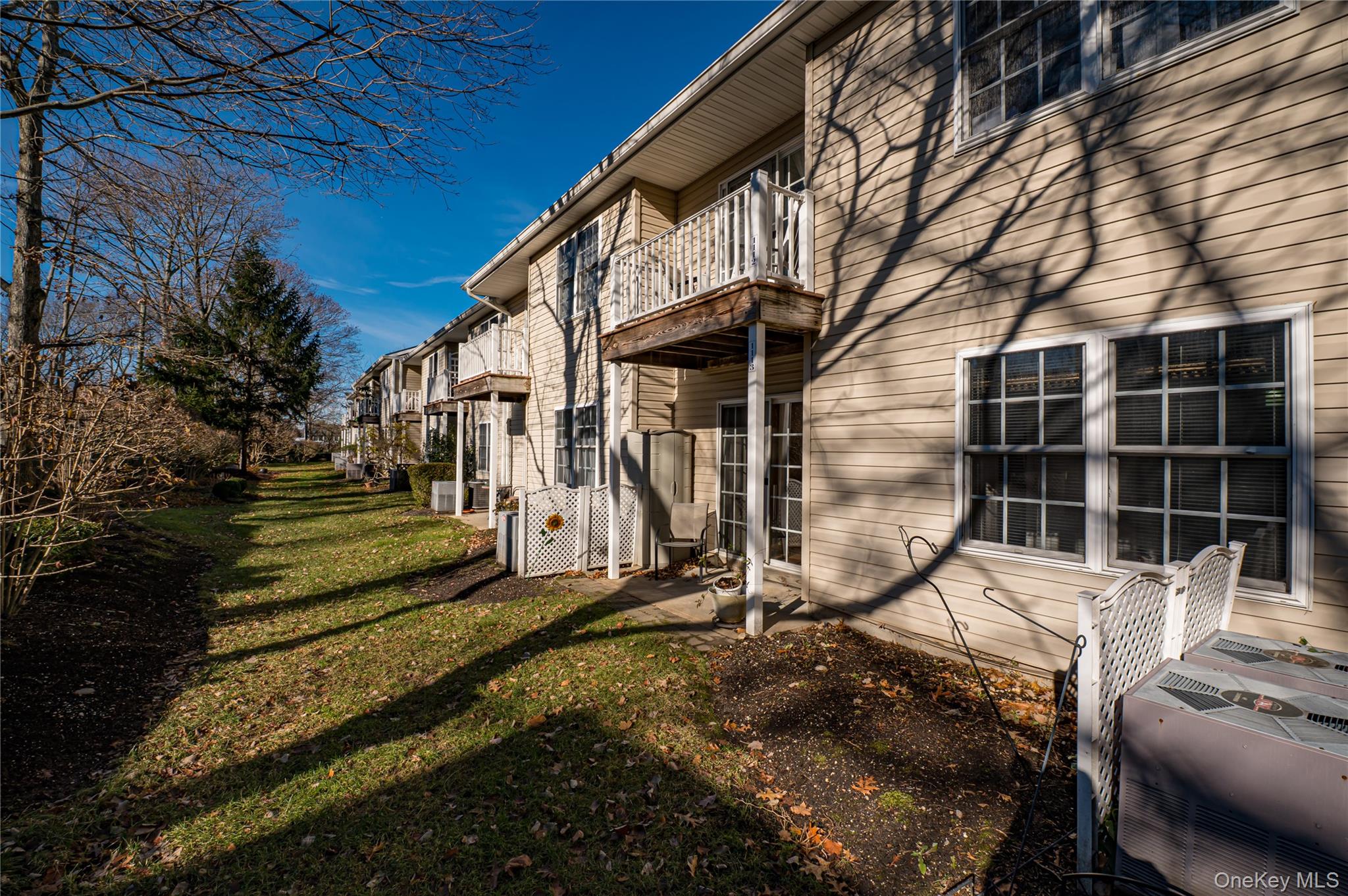 1113 Savoy Drive, Melville, NY 11747