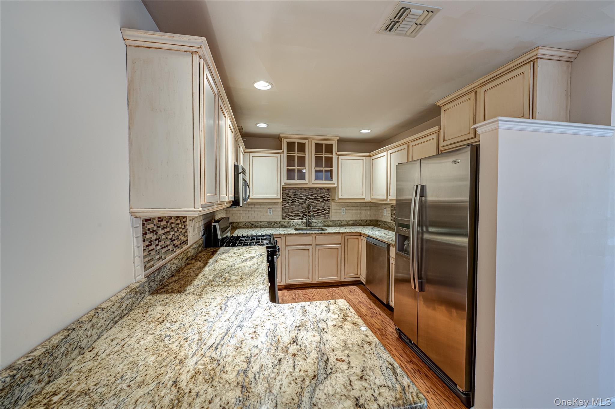 1113 Savoy Drive, Melville, NY 11747