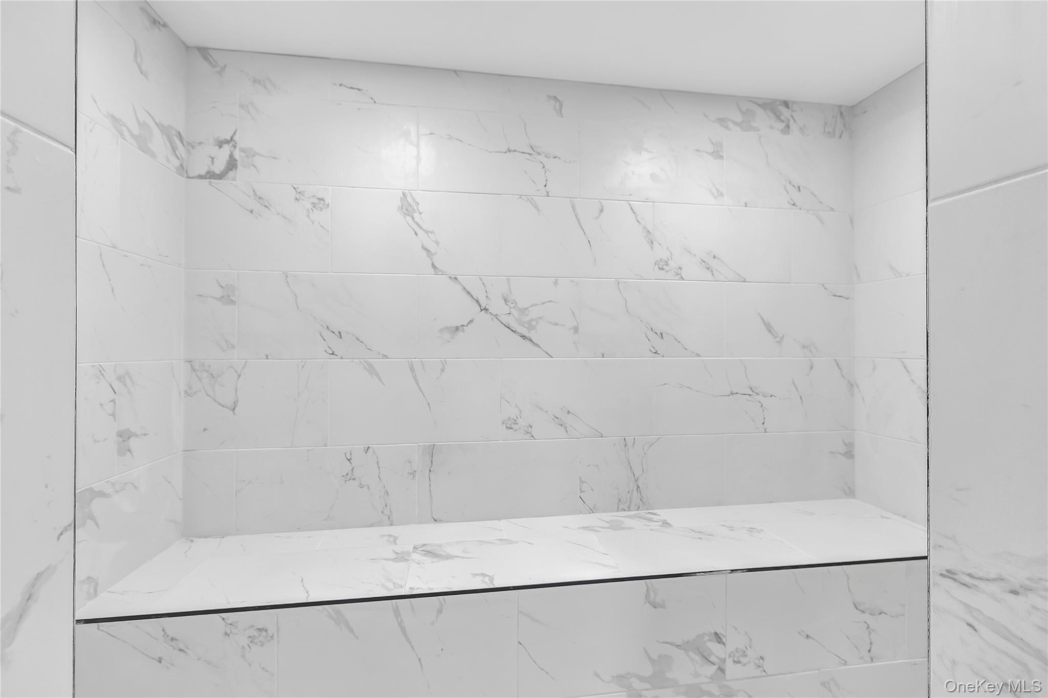 1 Richardson Avenue, Sea Cliff, NY 11579