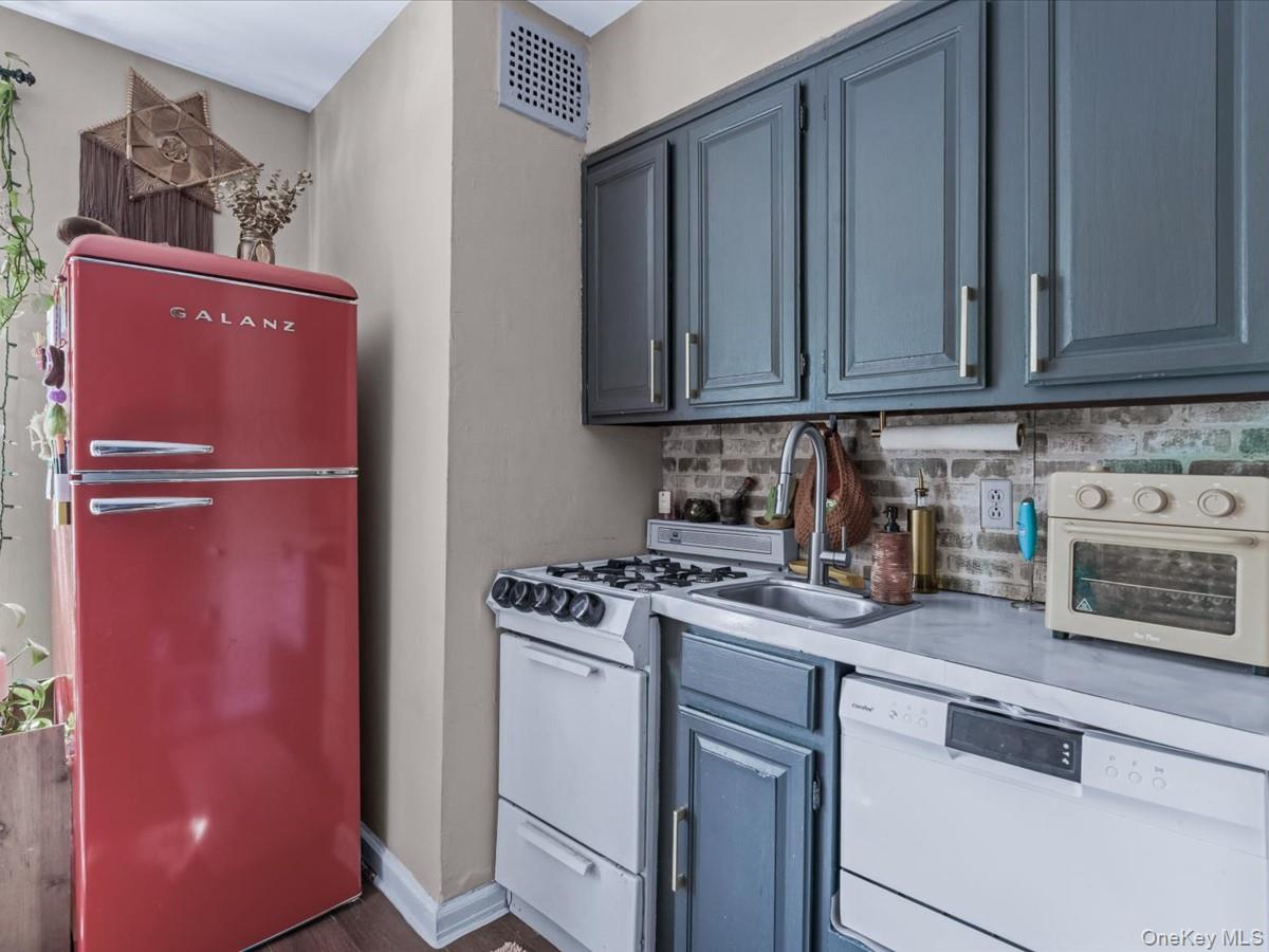 20403 36th Avenue # 397, Bayside, NY 11361