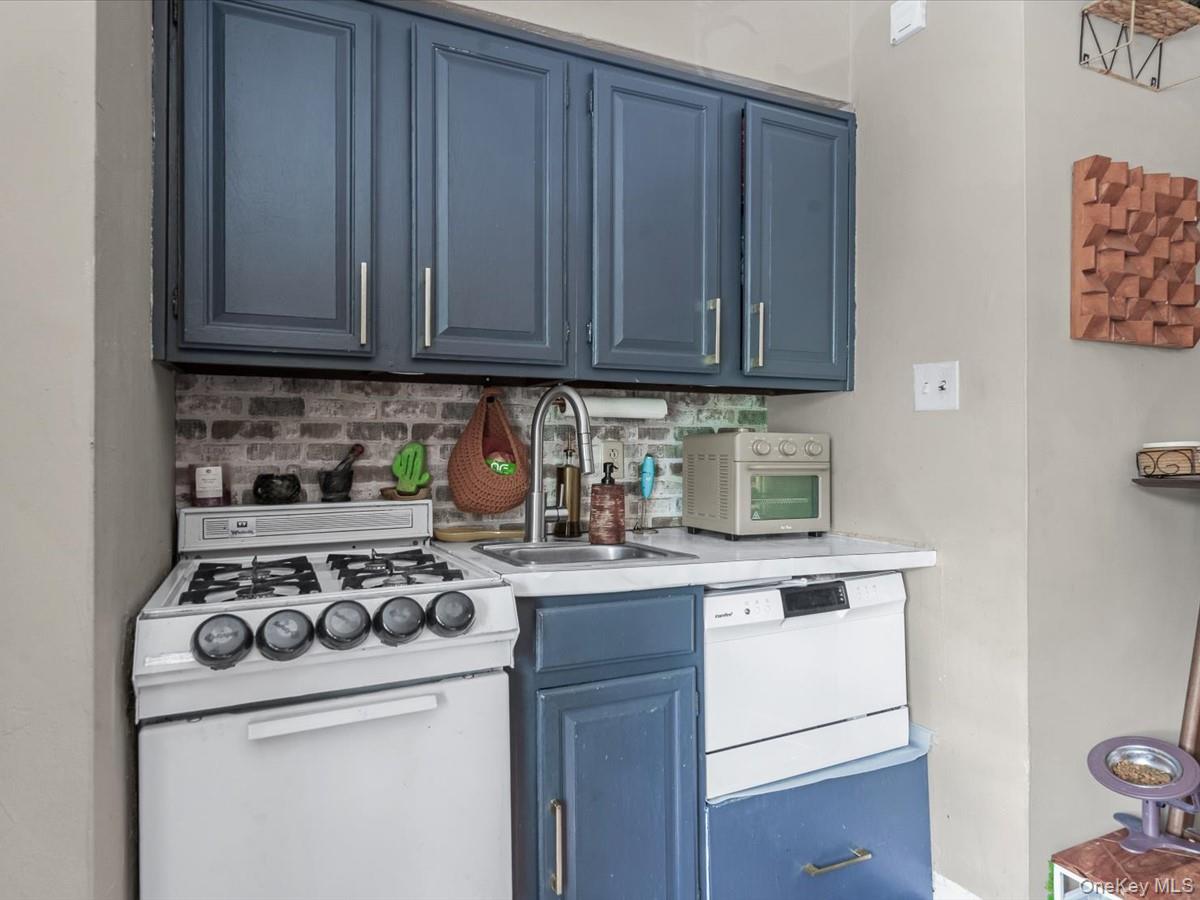 20403 36th Avenue # 397, Bayside, NY 11361