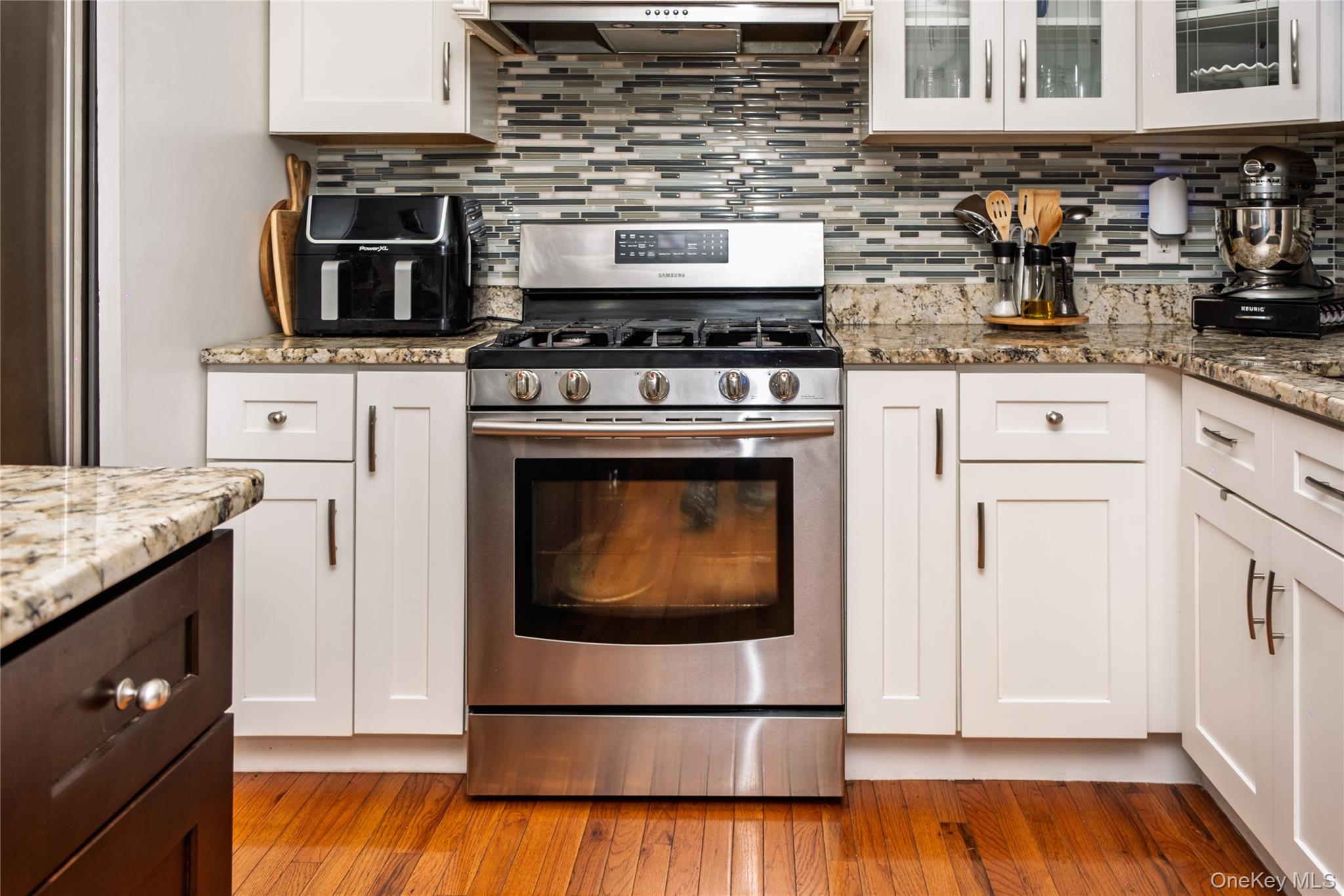 217 Elton Road, Stewart Manor, NY 11530