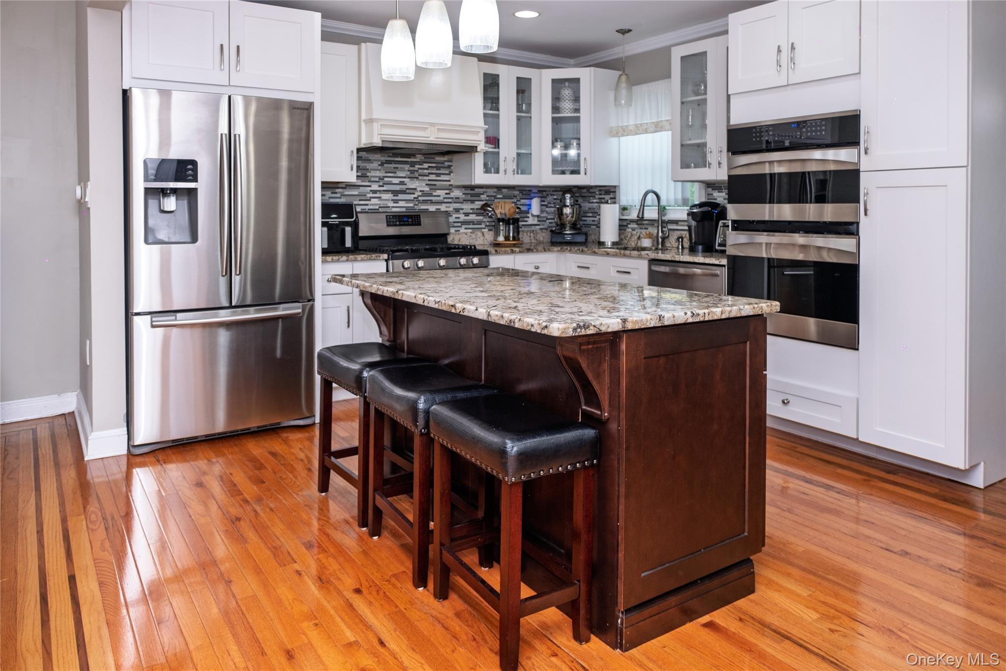 217 Elton Road, Stewart Manor, NY 11530