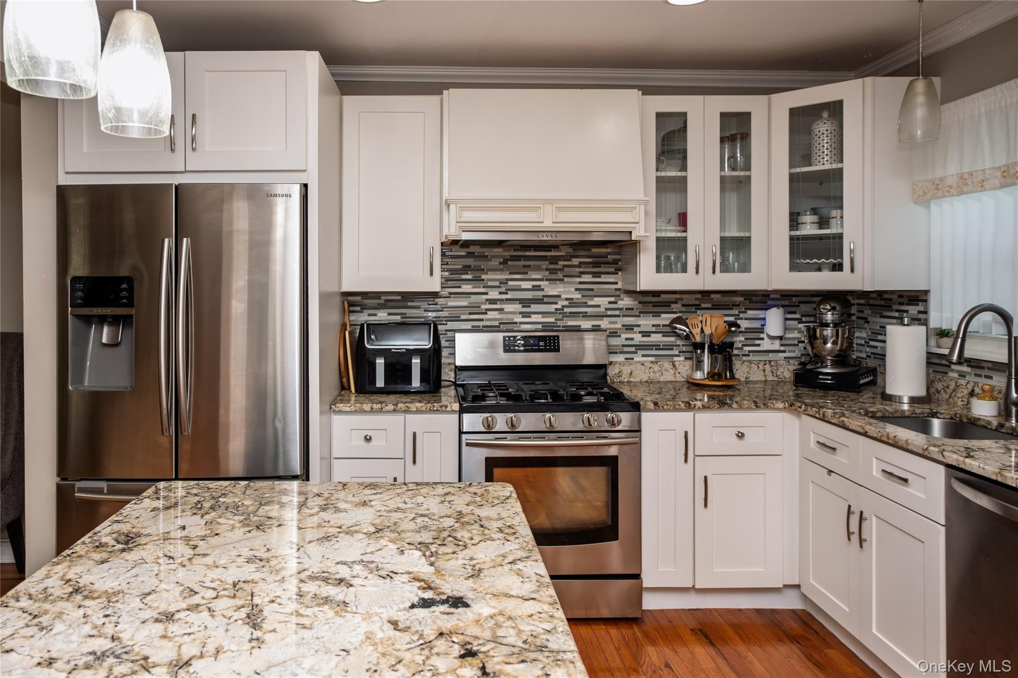 217 Elton Road, Stewart Manor, NY 11530