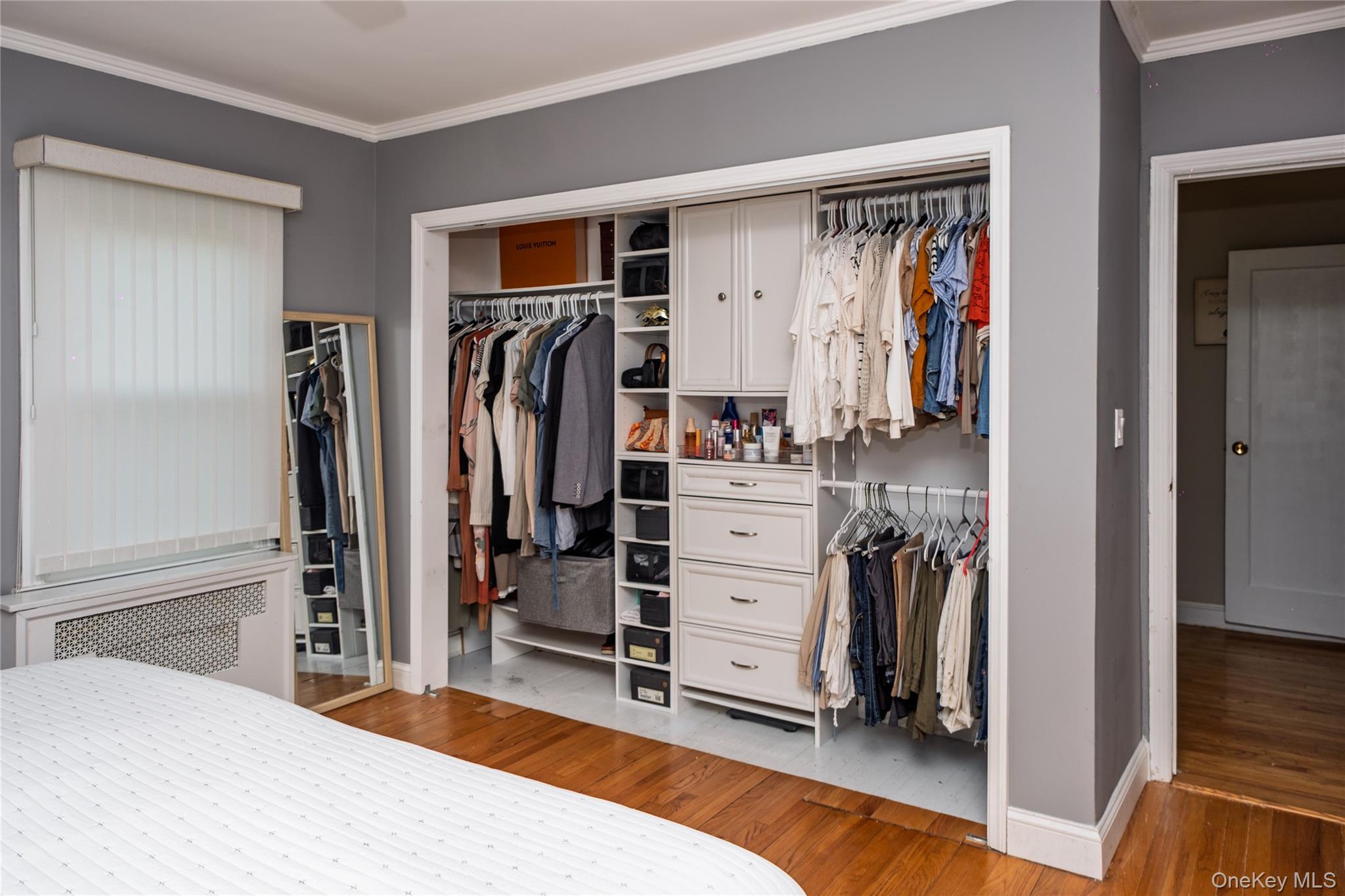 217 Elton Road, Stewart Manor, NY 11530