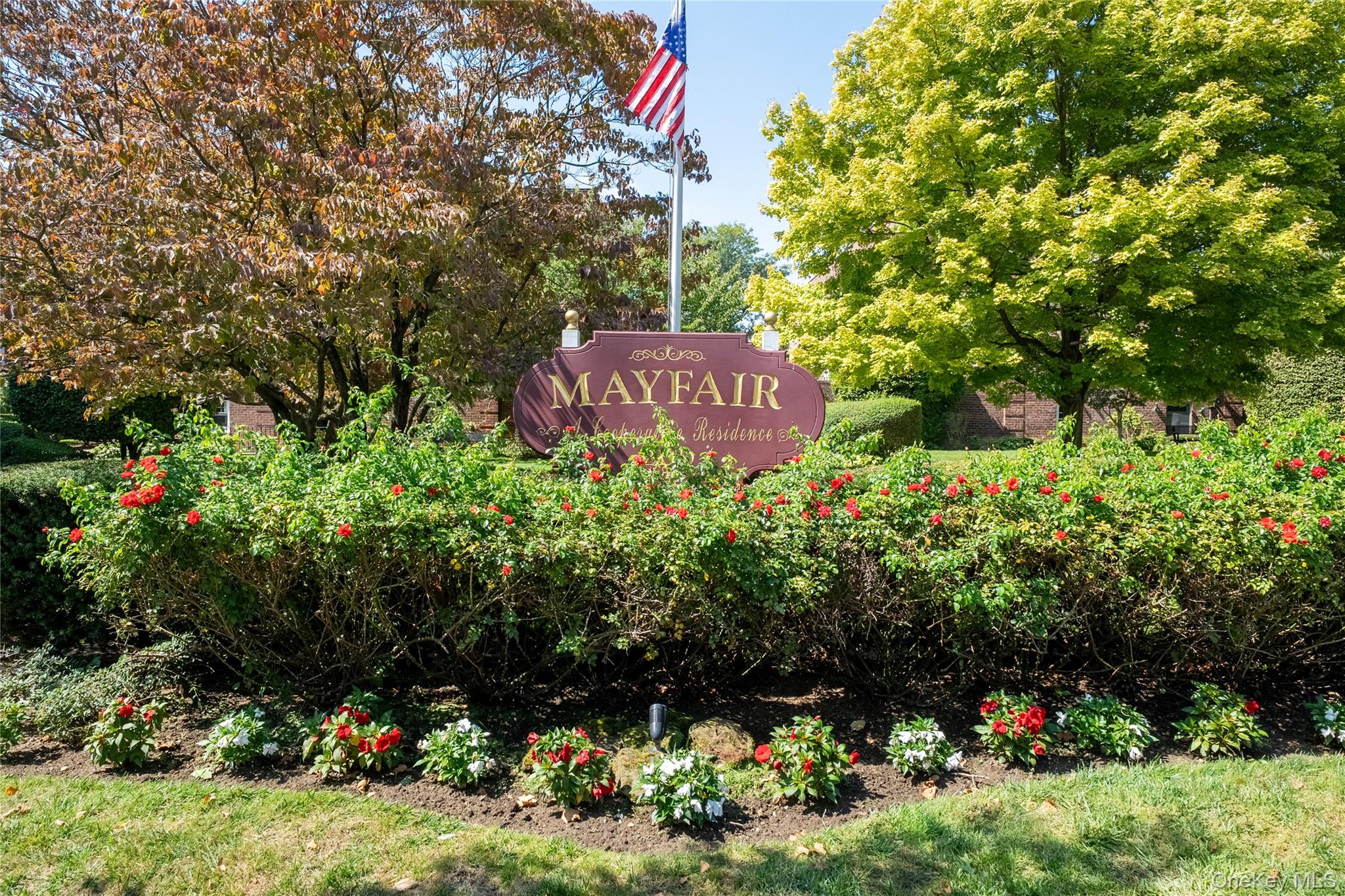 200 N Village Avenue # E-8, Rockville Centre, NY 11570