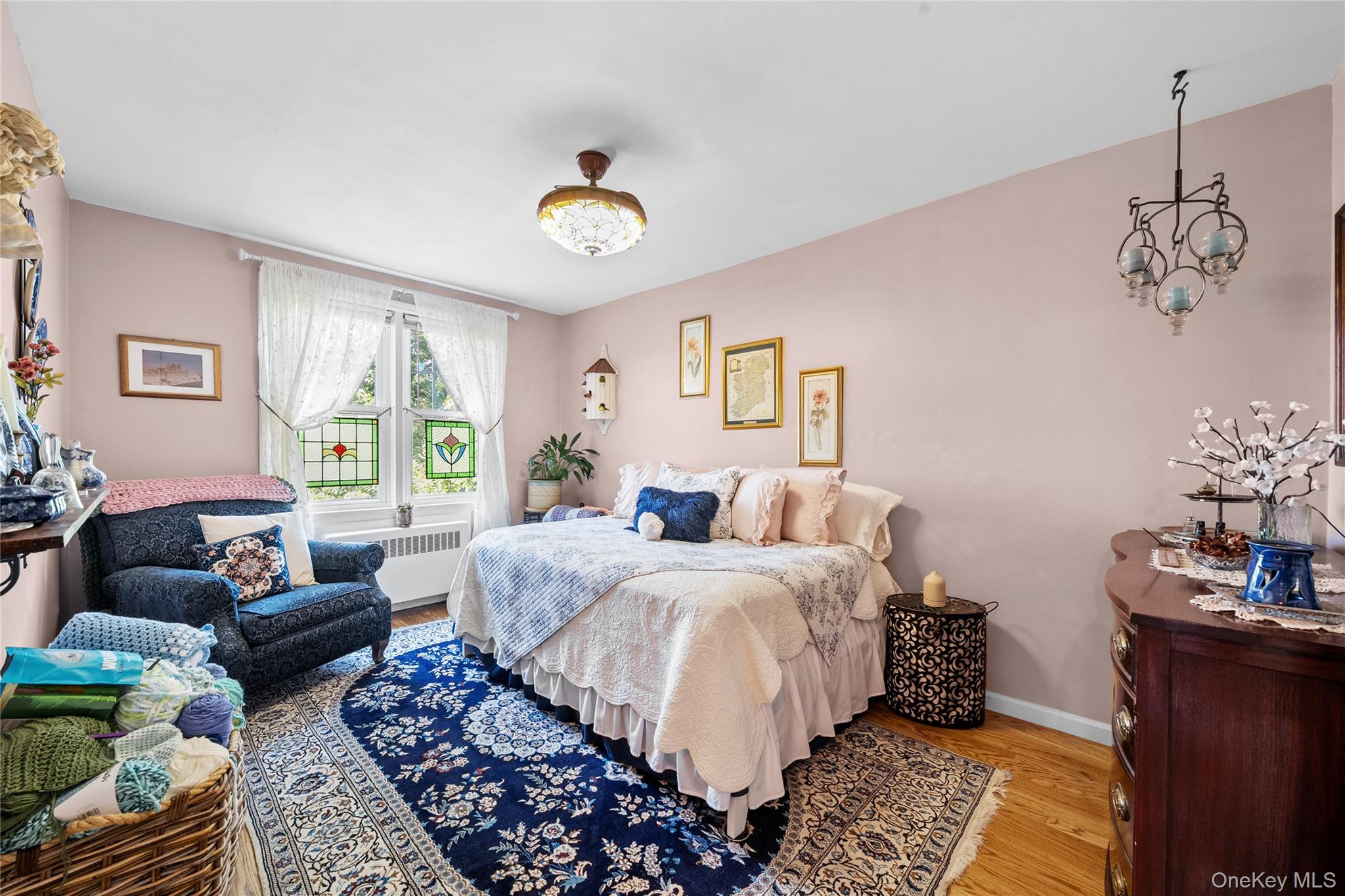 200 N Village Avenue # E-8, Rockville Centre, NY 11570