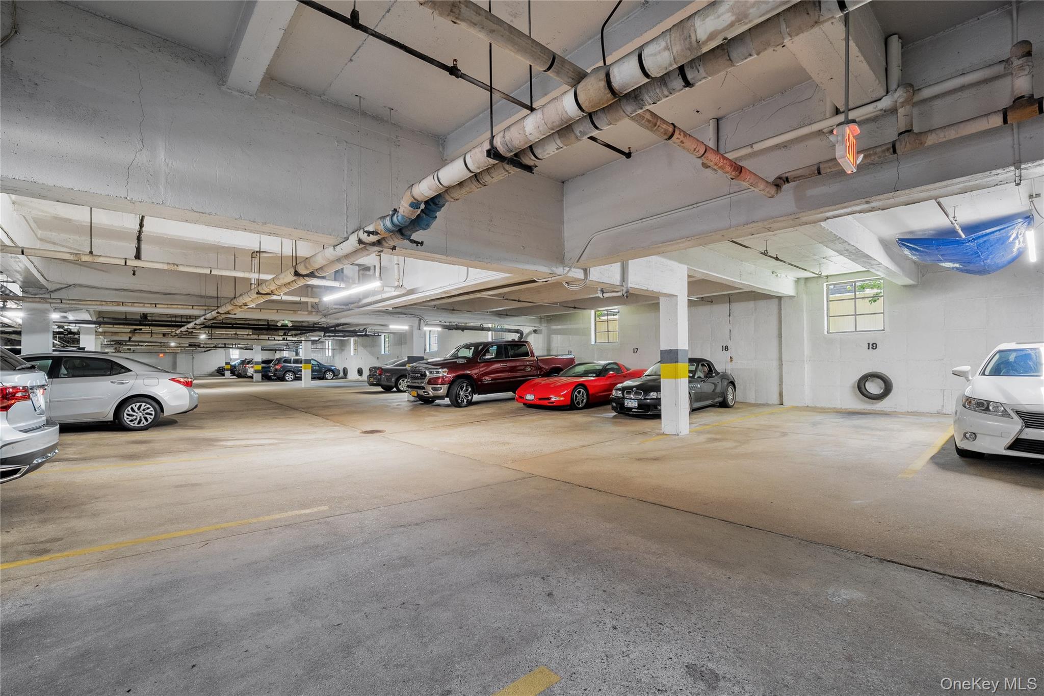 200 N Village Avenue # E-8, Rockville Centre, NY 11570