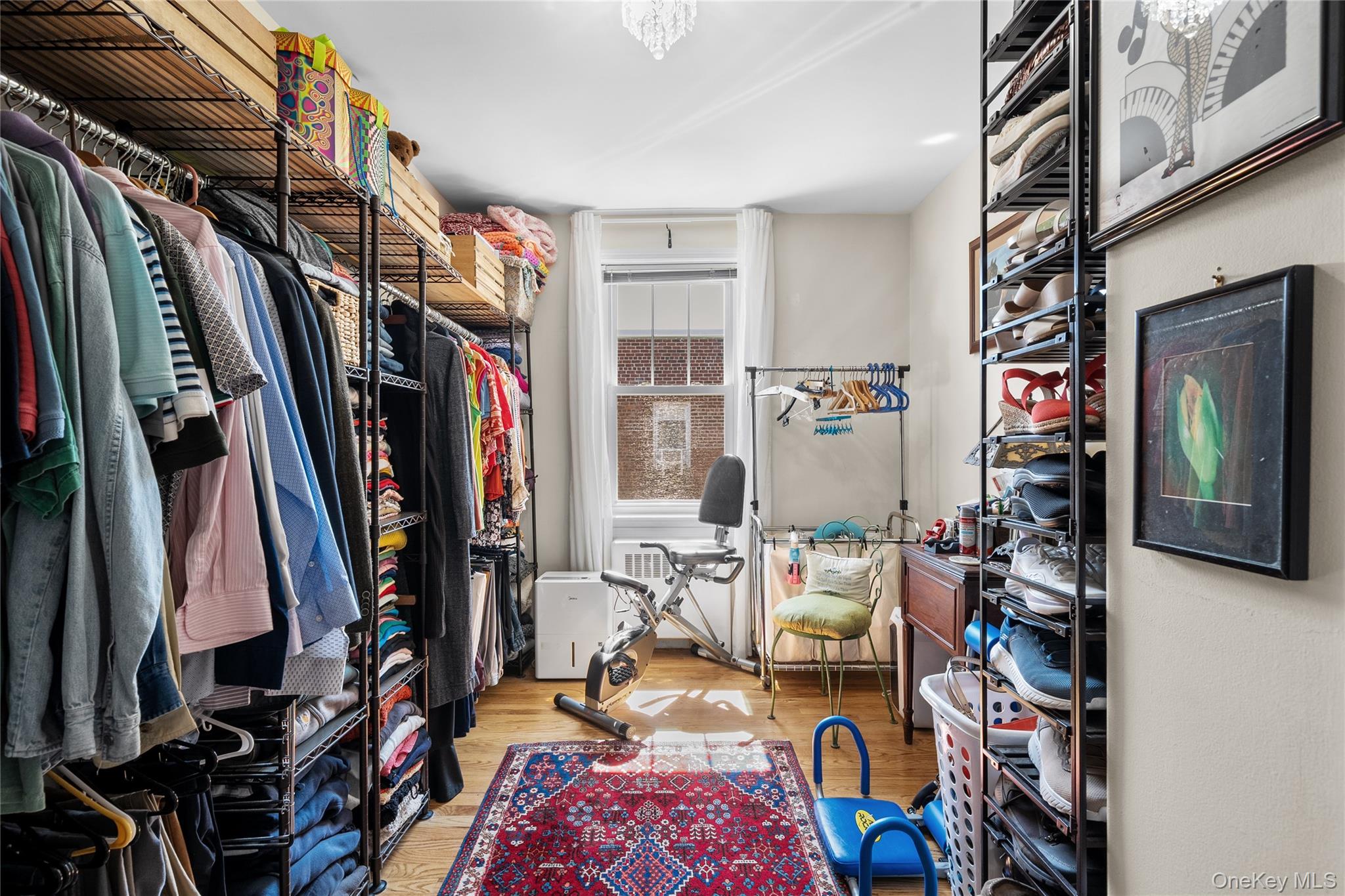 200 N Village Avenue # E-8, Rockville Centre, NY 11570