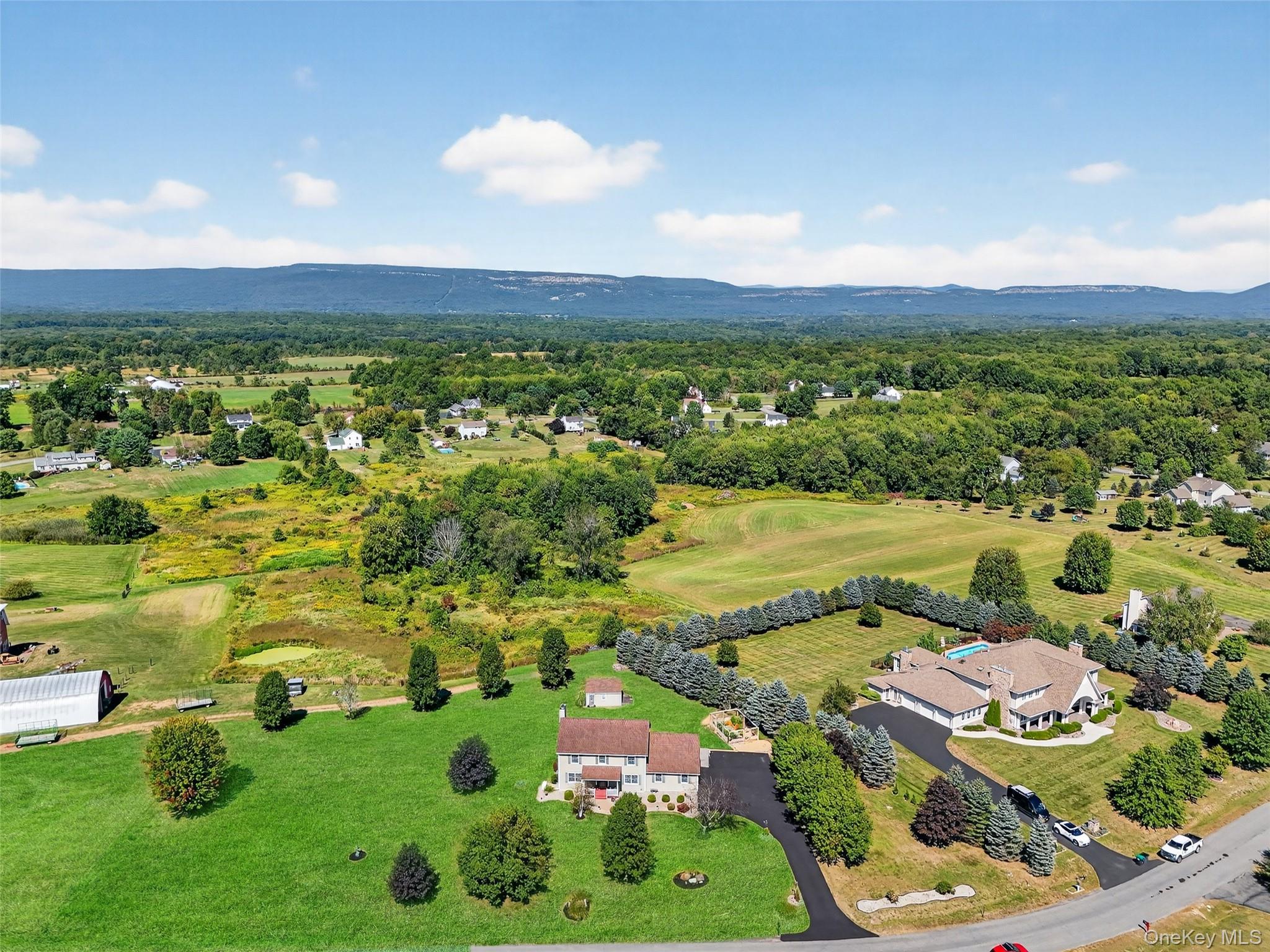 31 Trapps View Farm Road, Wallkill, NY 12589