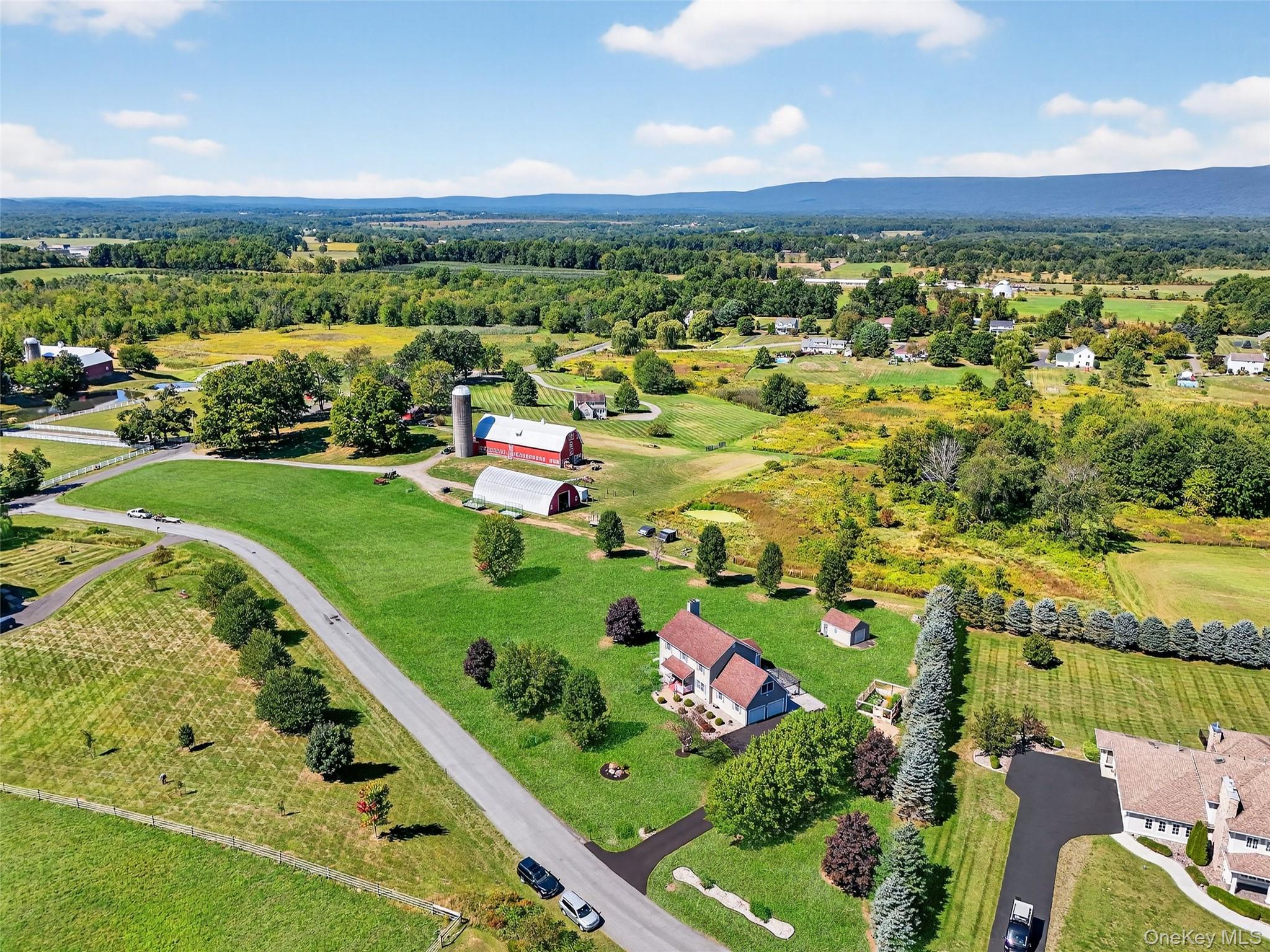 31 Trapps View Farm Road, Wallkill, NY 12589