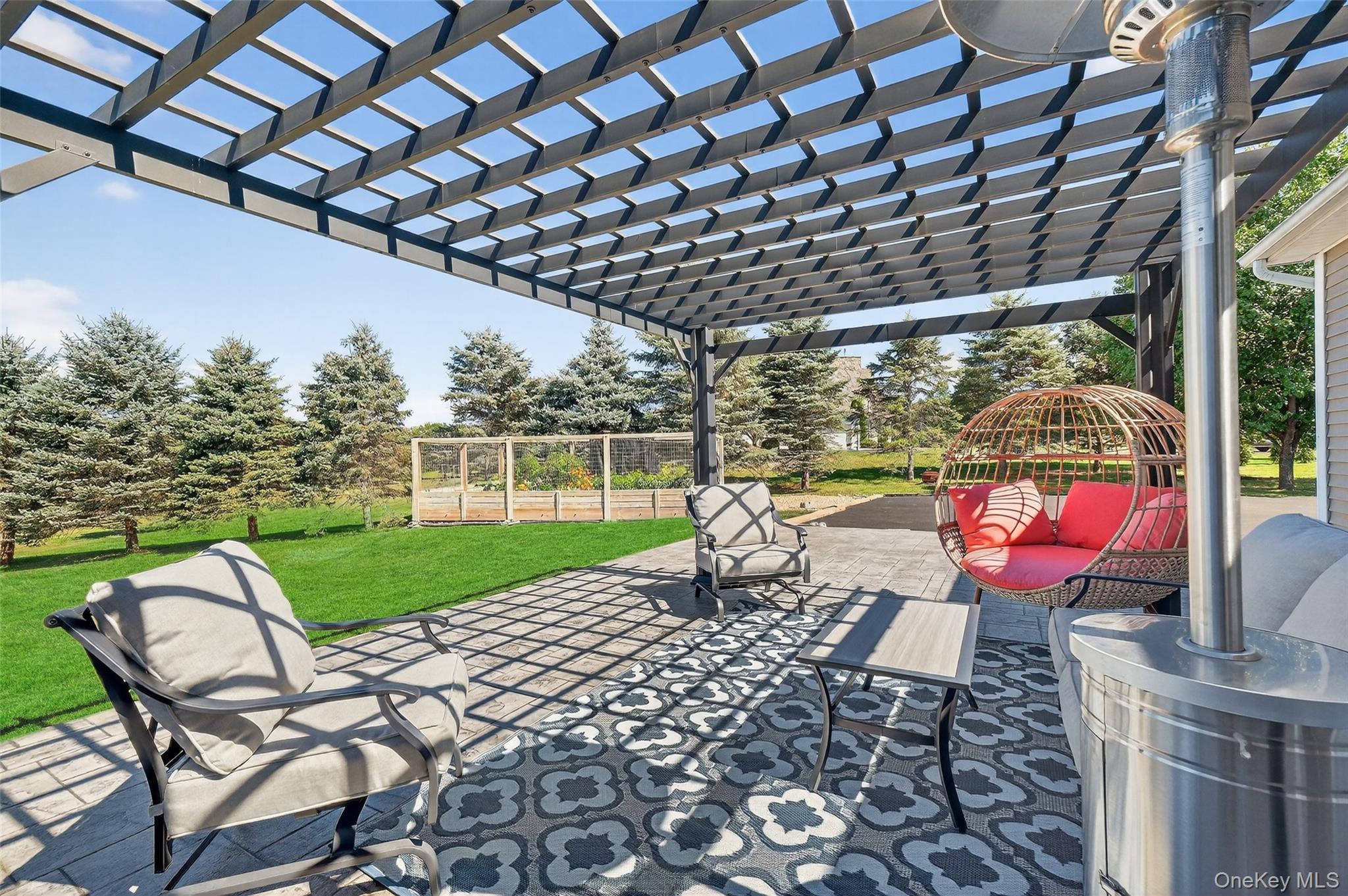 31 Trapps View Farm Road, Wallkill, NY 12589