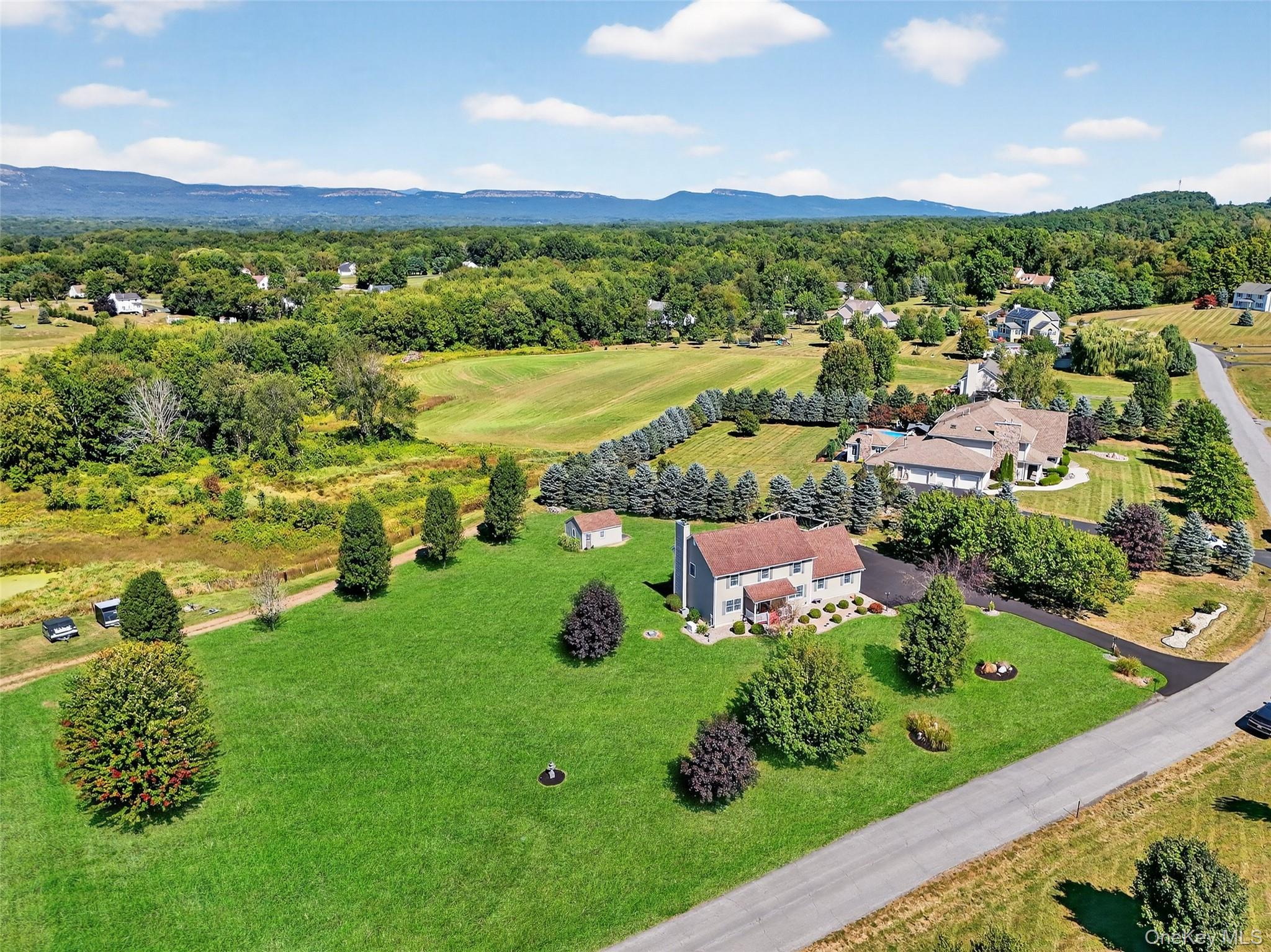 31 Trapps View Farm Road, Wallkill, NY 12589