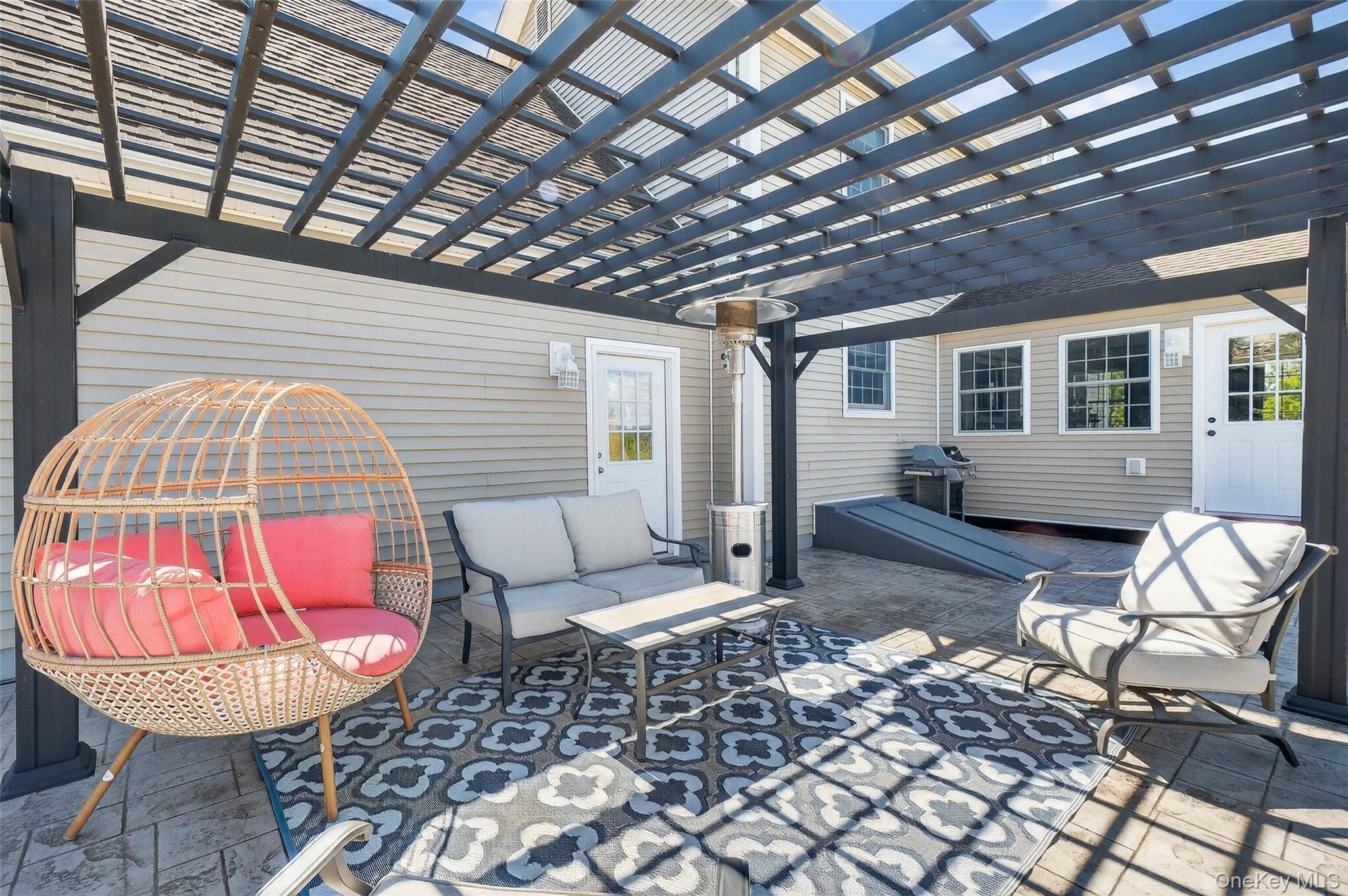 31 Trapps View Farm Road, Wallkill, NY 12589