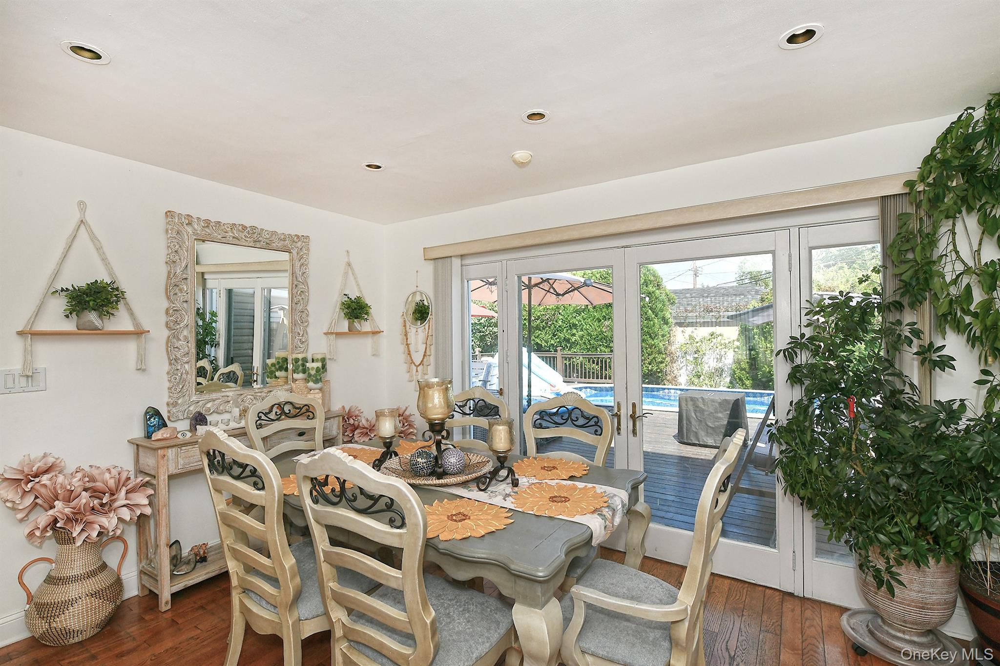 899 Brent Drive, Wantagh, NY 11793