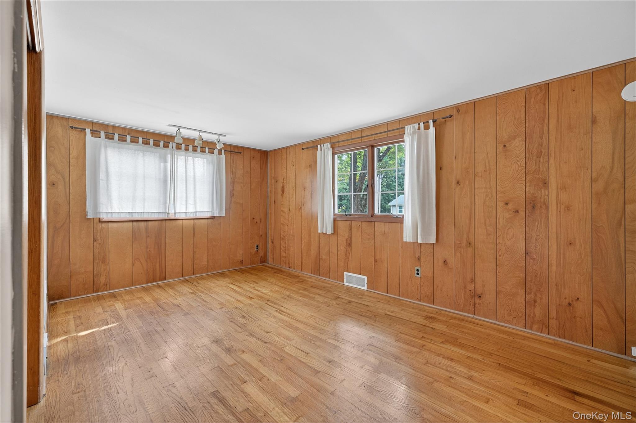 33 Windwood Drive, Newburgh, NY 12550