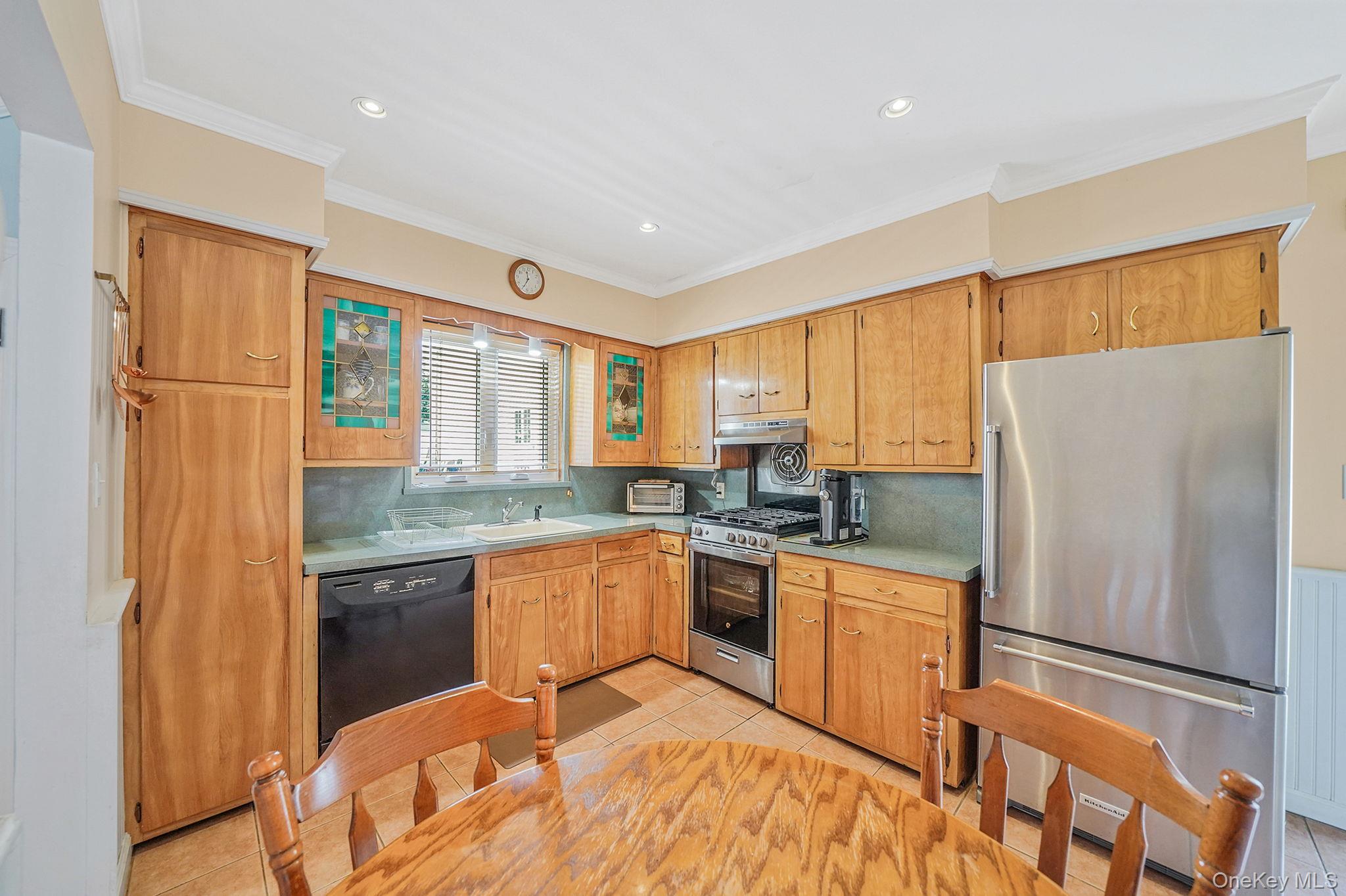 256-12 87th Road, Floral Park, NY 11001