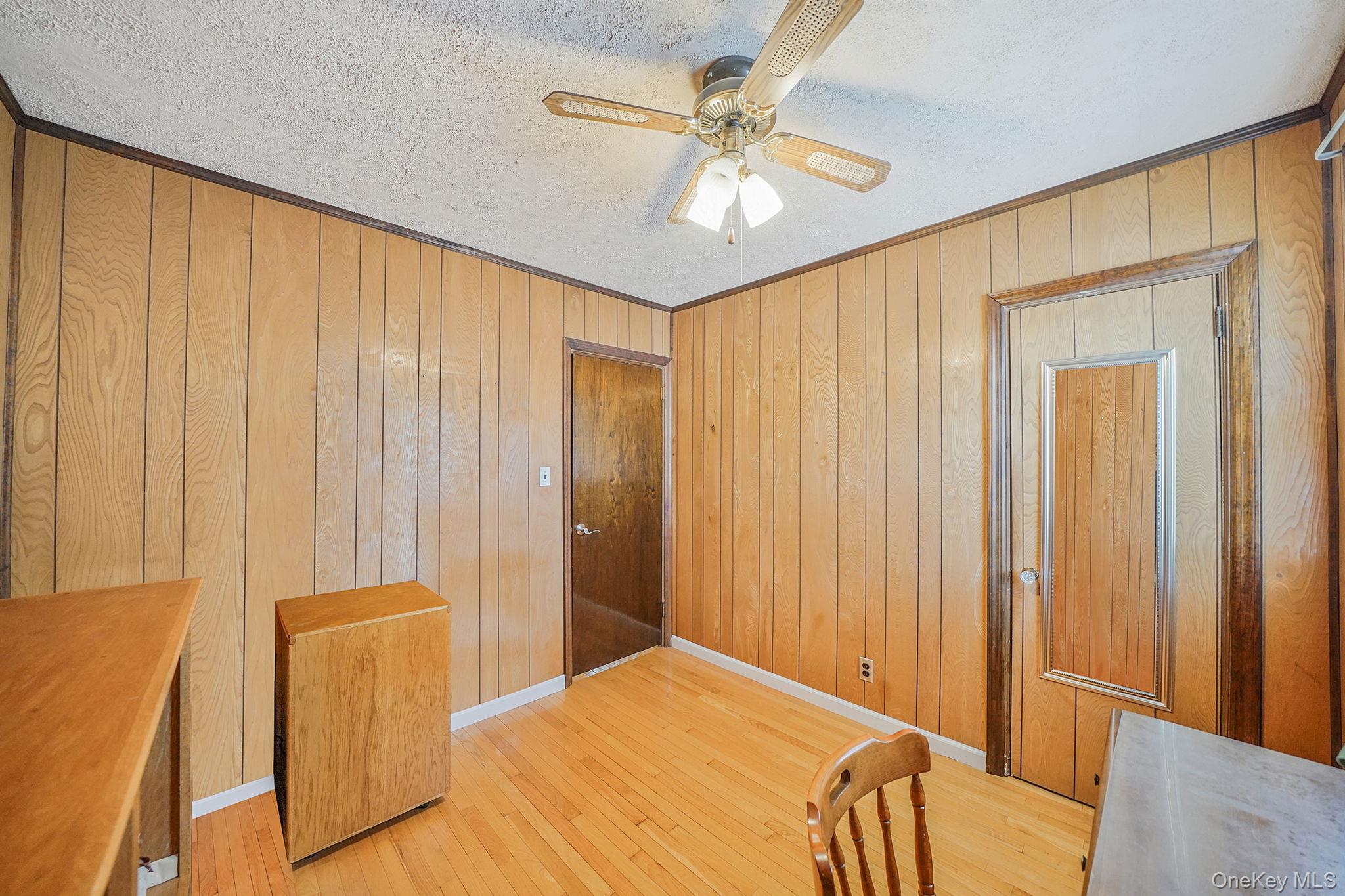 256-12 87th Road, Floral Park, NY 11001