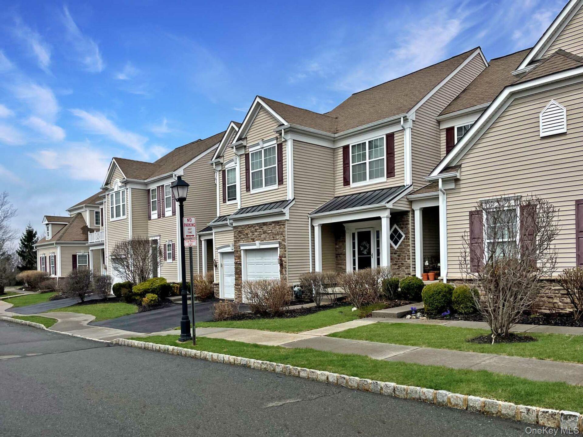 29 Banbury Way # 1104, Newburgh, NY 12550