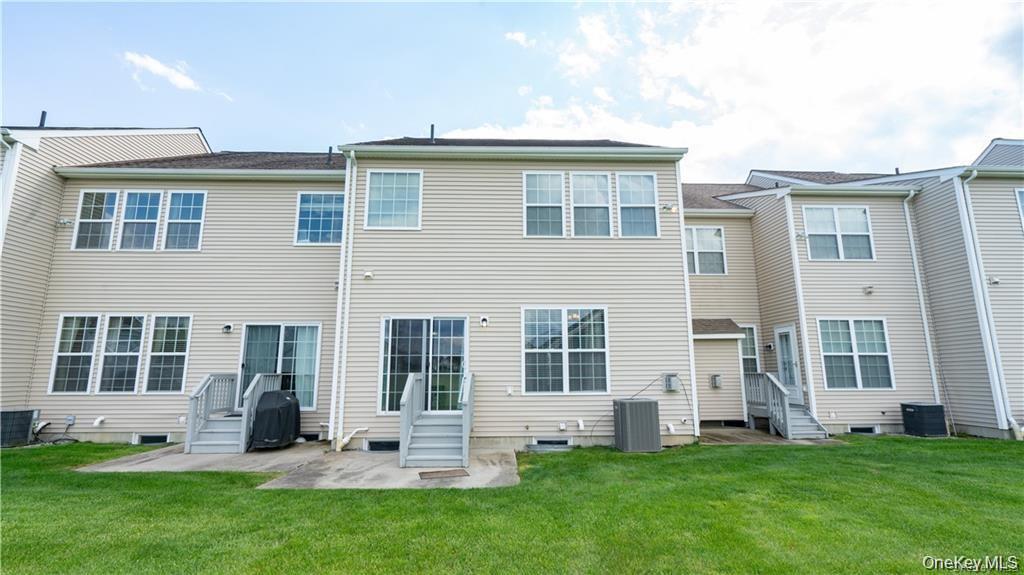 29 Banbury Way # 1104, Newburgh, NY 12550