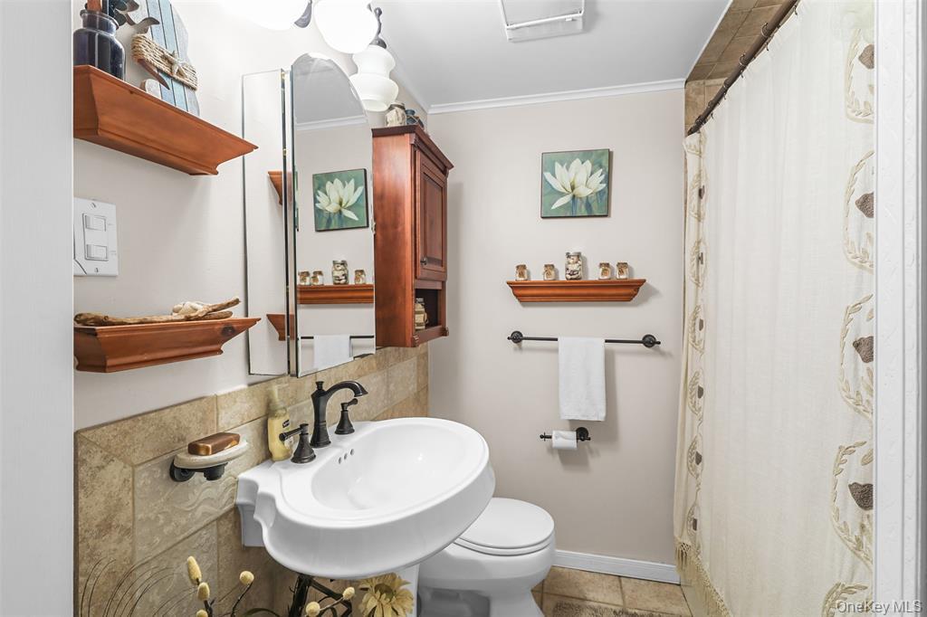 46 Quaker Hill Road, Monroe, NY 10950