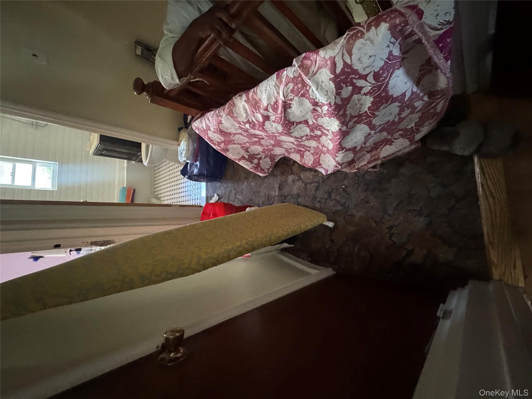 1017 E 229 Street, Bronx,, Bronx, NY 10466