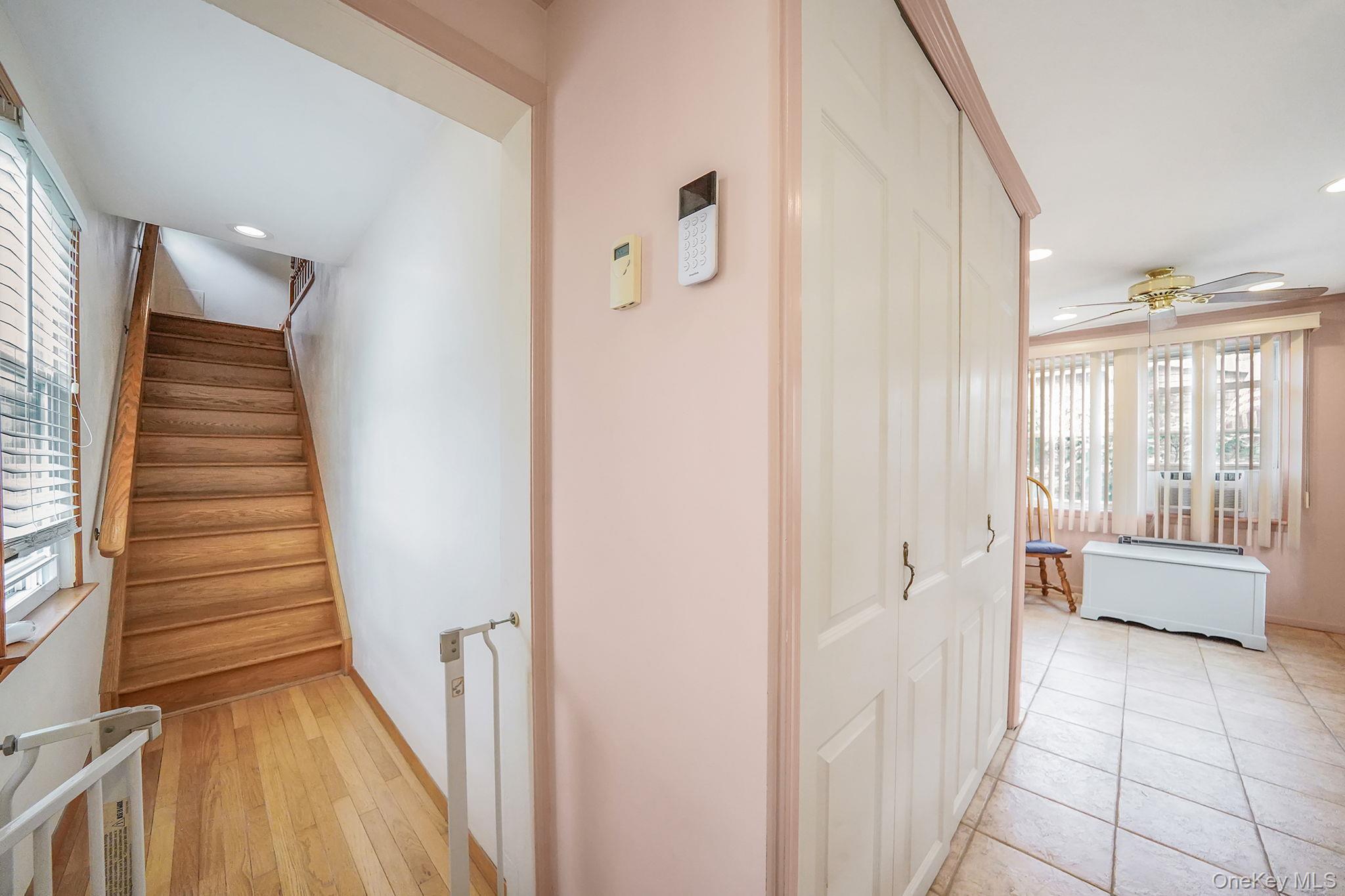 258-09 87th Avenue, Floral Park, NY 11001