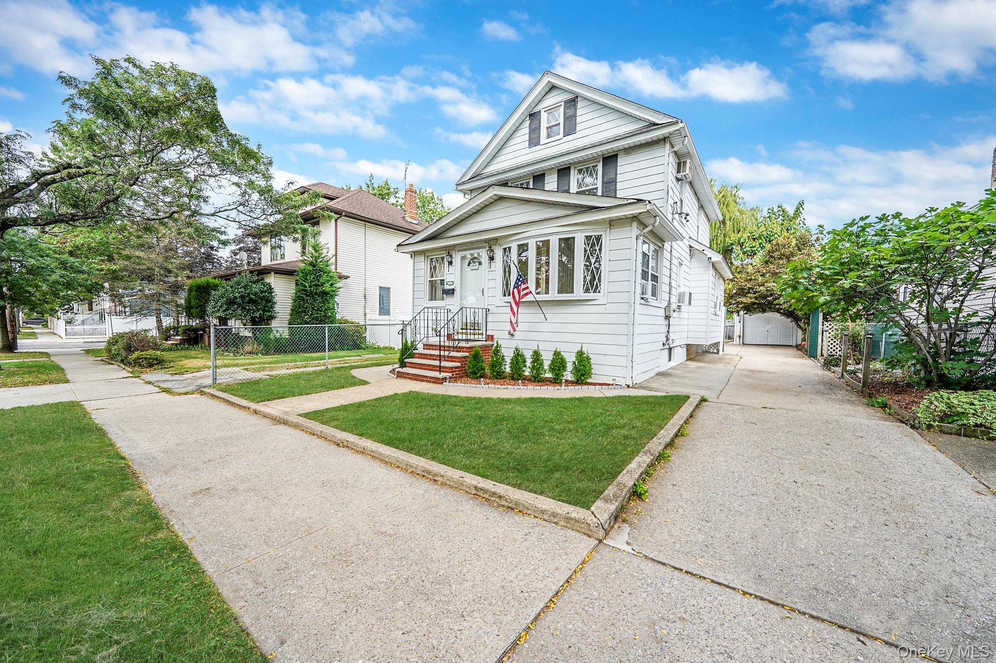 258-09 87th Avenue, Floral Park, NY 11001