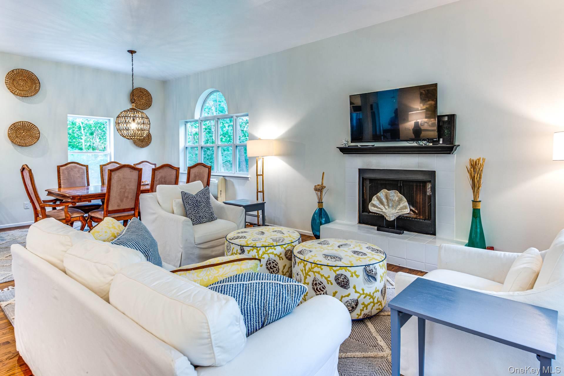 24 Blue Jay Way, East Hampton, NY 11937