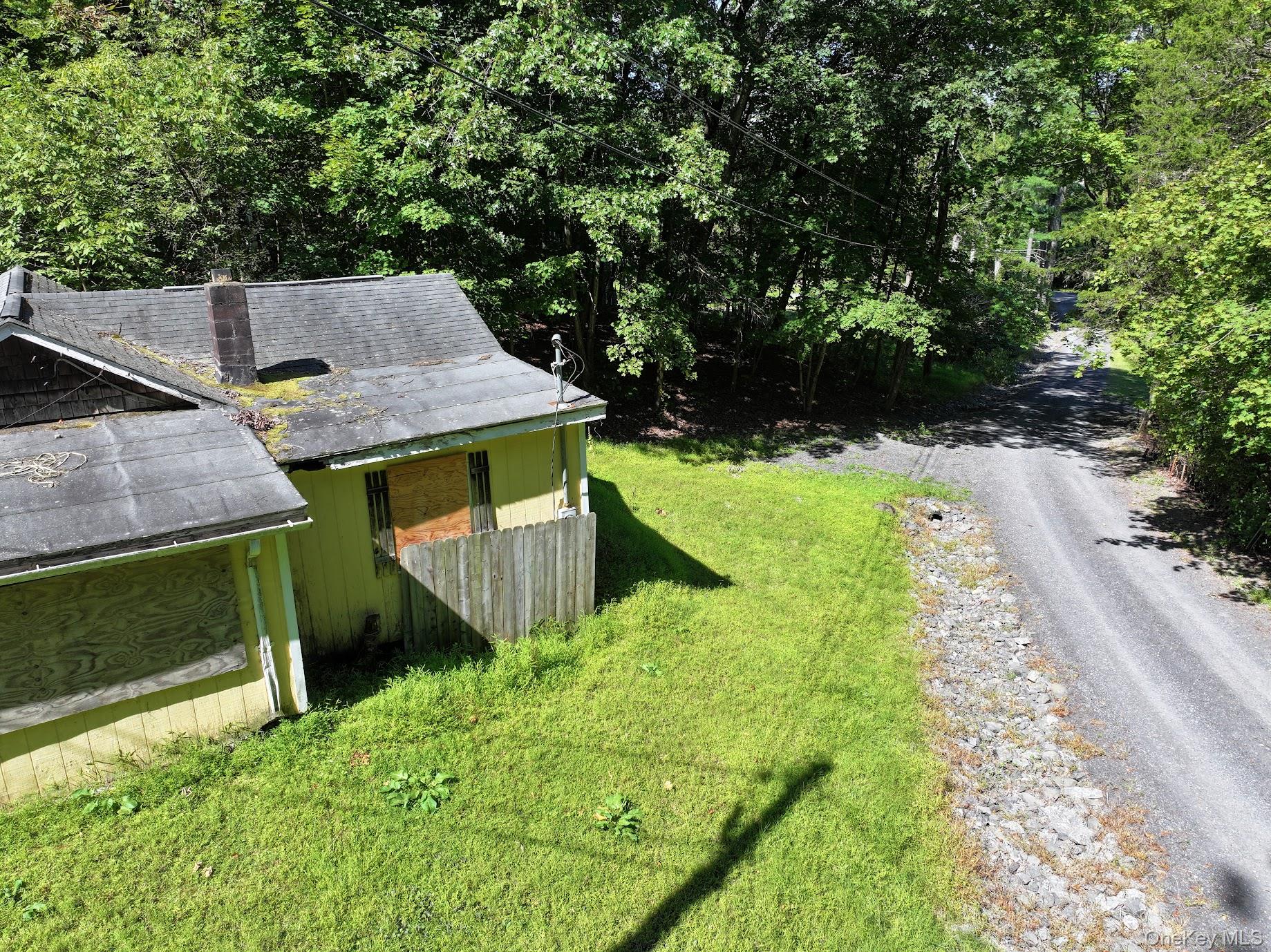 18 Denu Way, Rhinecliff, NY 12574