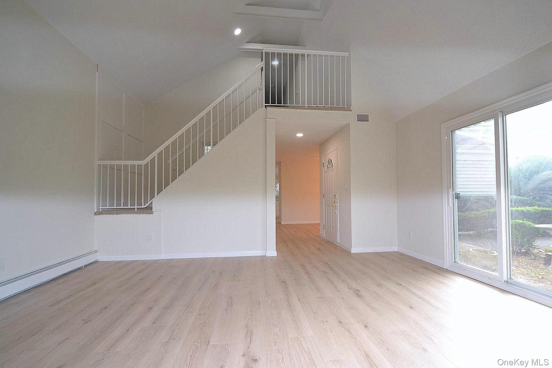 5 Hunt Club Drive, Coram, NY 11727