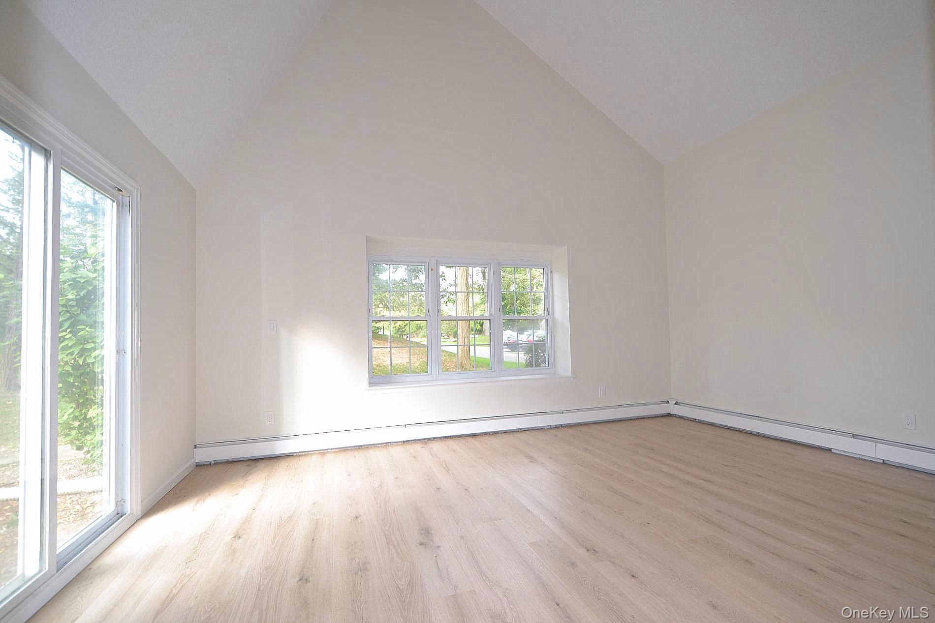 5 Hunt Club Drive, Coram, NY 11727