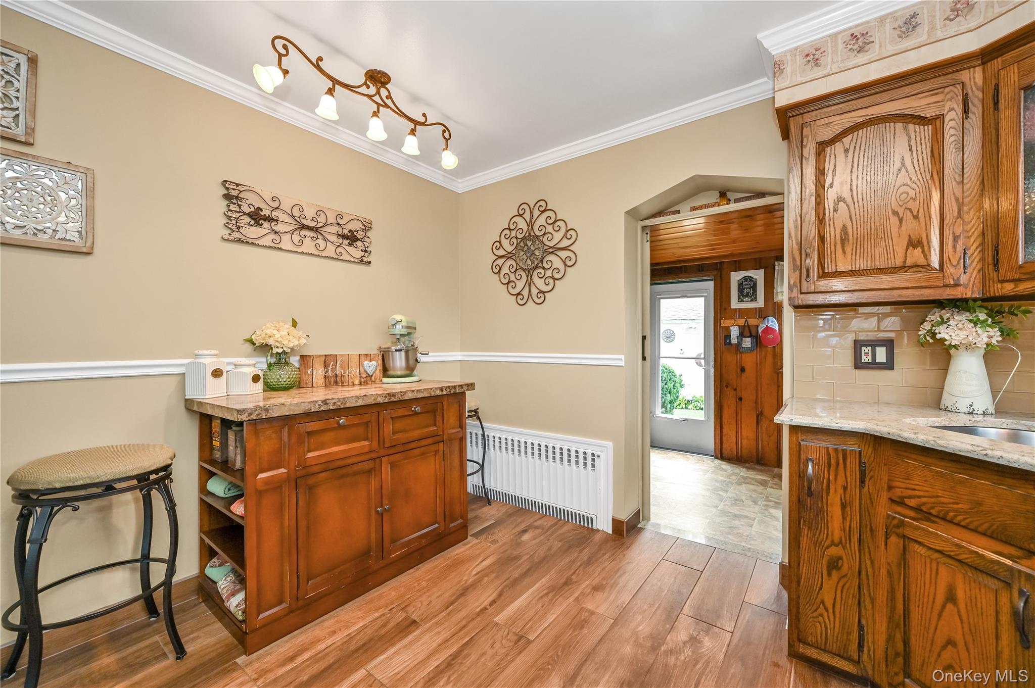 39 Morris Parkway, Valley Stream, NY 11580