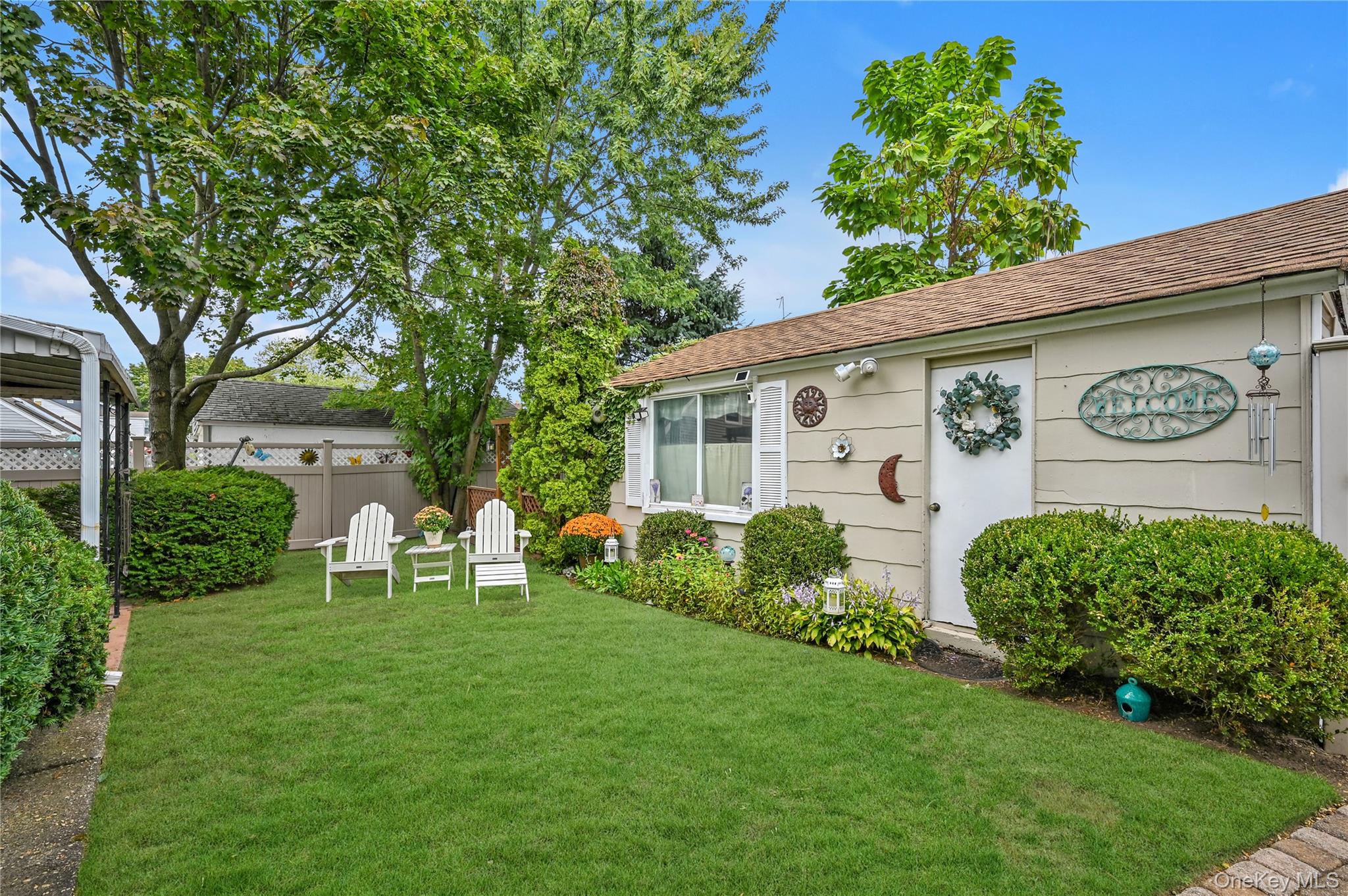 39 Morris Parkway, Valley Stream, NY 11580