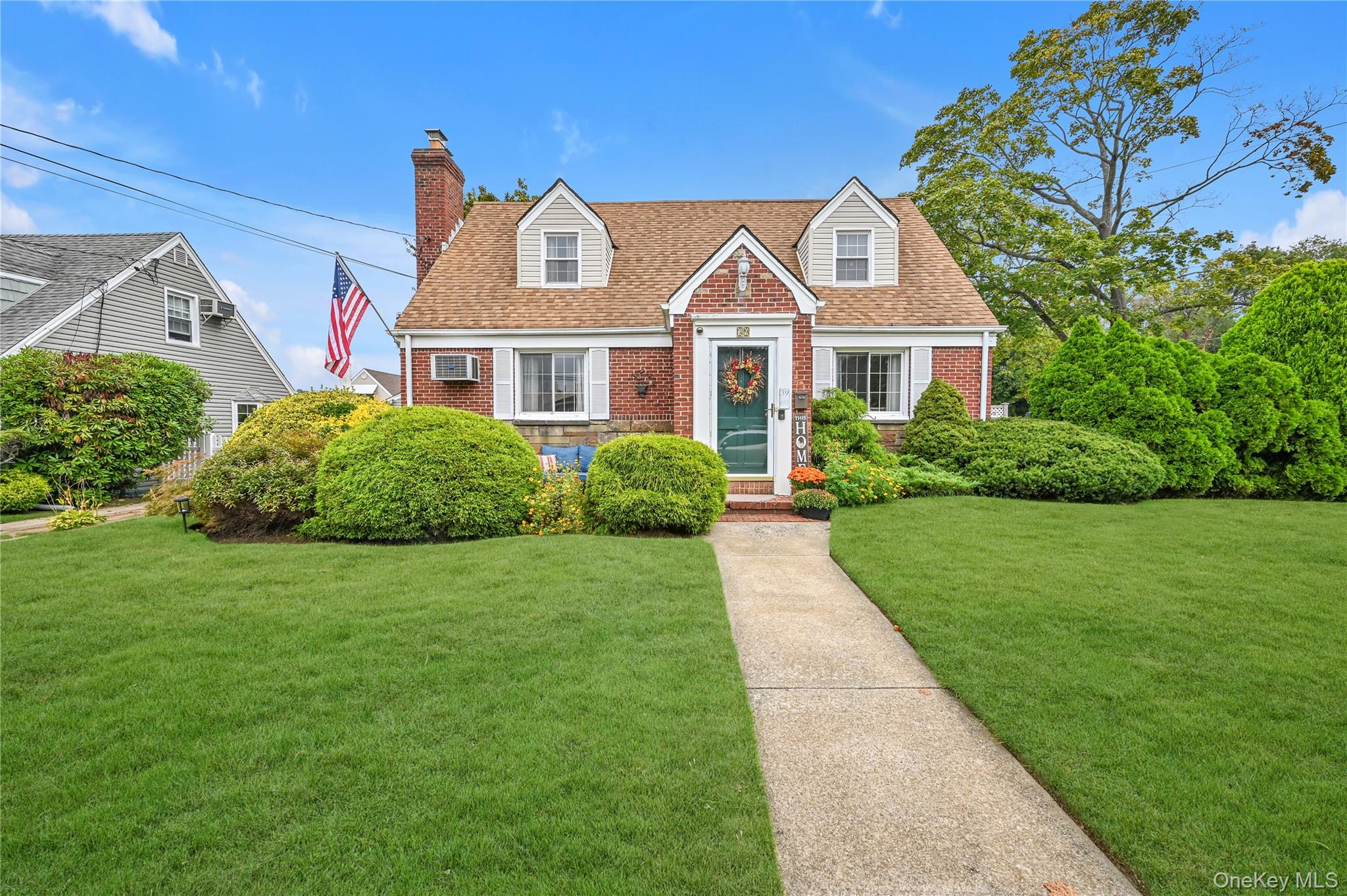 39 Morris Parkway, Valley Stream, NY 11580