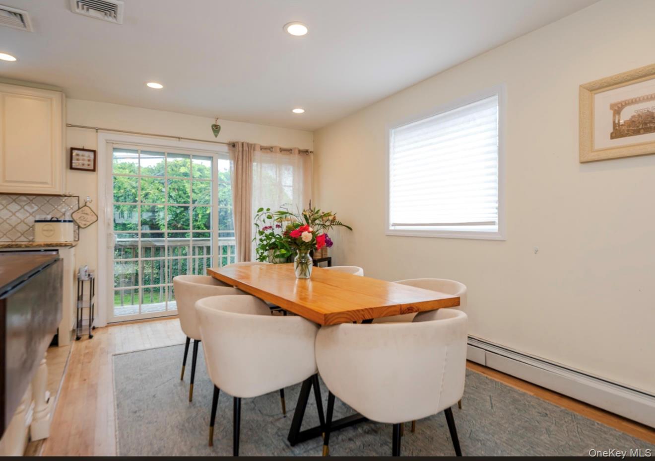 690 Park Lane, North Woodmere, NY 11581