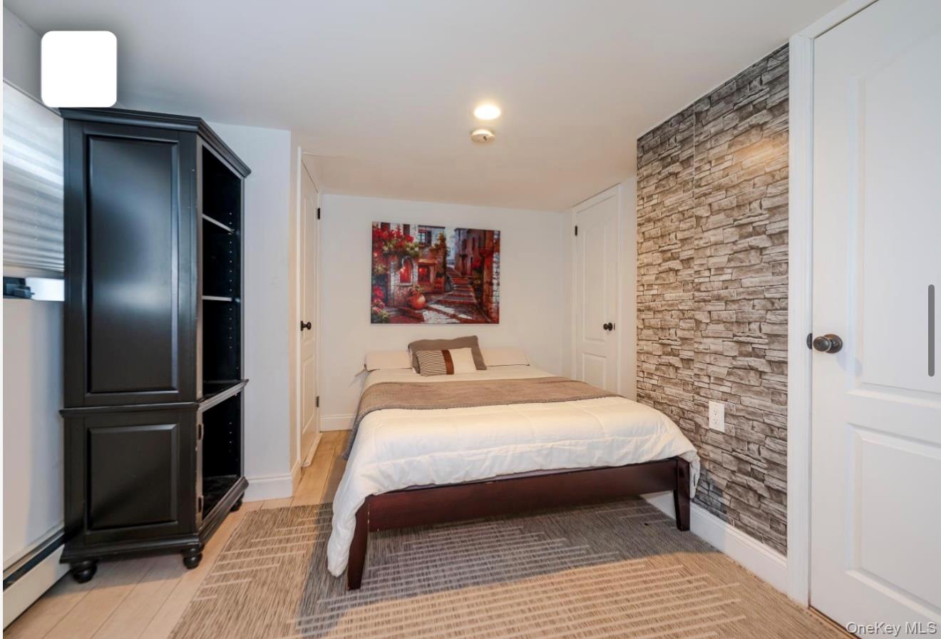 690 Park Lane, North Woodmere, NY 11581